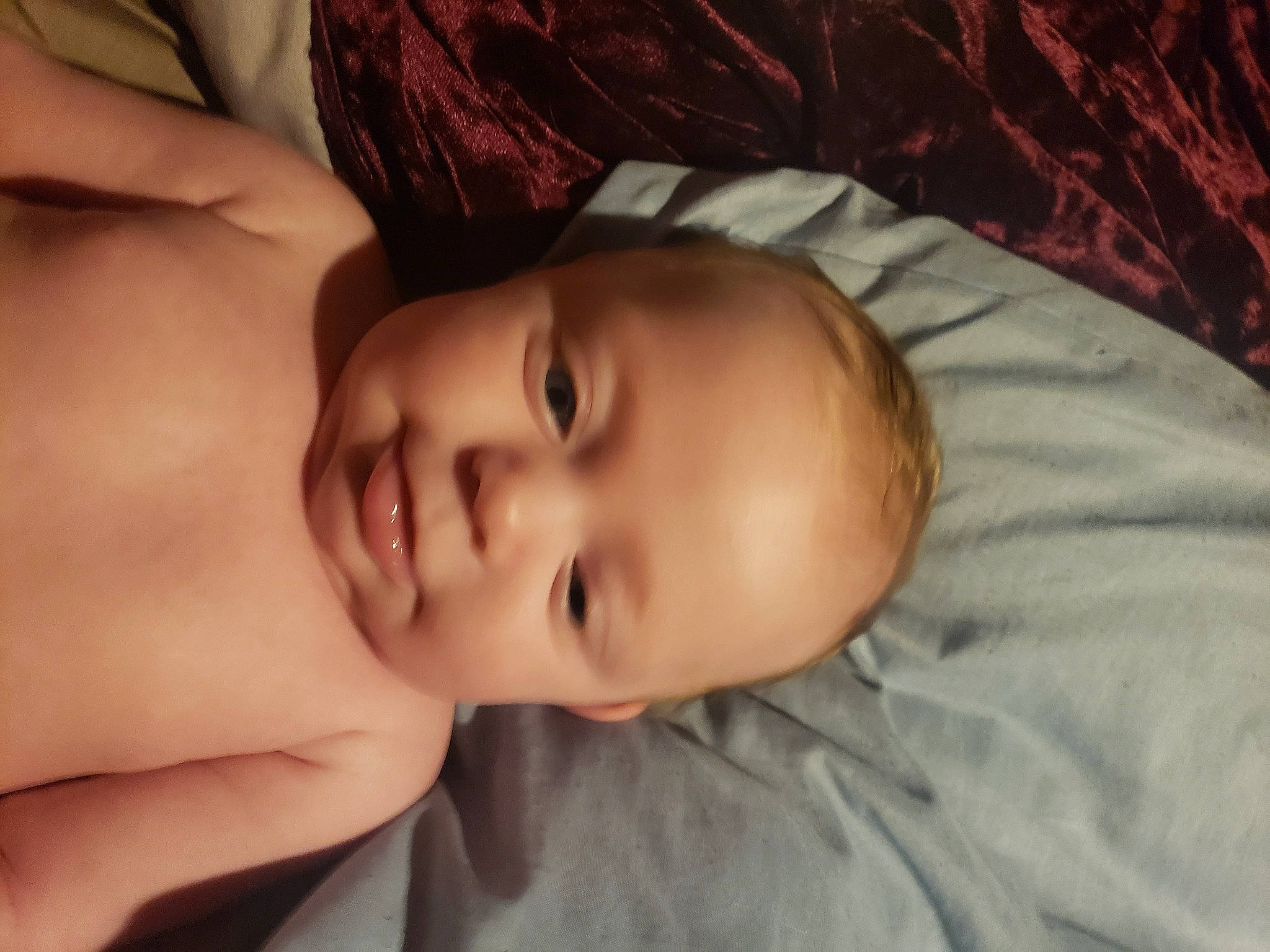 Nova is registered to the contest to win money with this photo: arm, cheek, chin, comfort, eye, eyebrow, face, facial_expression, forehead, hair, hand, head, human_body, lip, mouth, muscle, nose, person, skin, smile