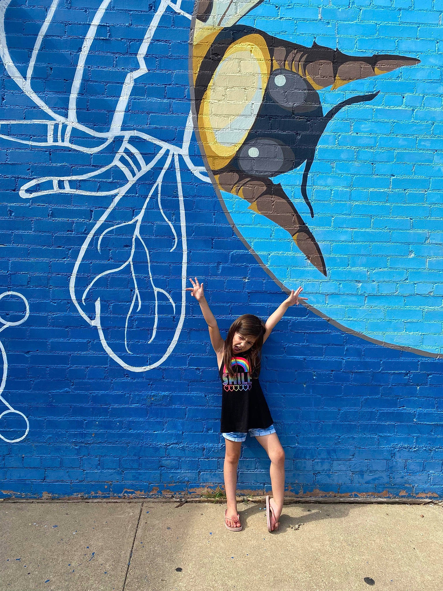 Annabell is registered to the contest to win money with this photo: anger, art, artist, azure, blue, drawing, electric_blue, fish, fun, graffiti, illustration, leisure, modern_art, mural, paint, painting, person, shadow, smile, street_art