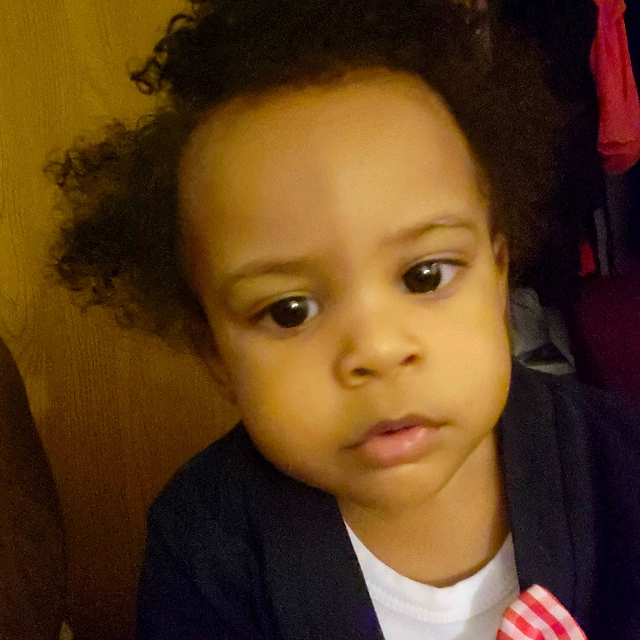 Jerome is registered to the contest to win money with this photo: cheek, chin, ear, eye, eyebrow, eyelash, face, facial_expression, flash_photography, forehead, hairstyle, head, iris, jaw, lip, mouth, neck, nose, organ, person