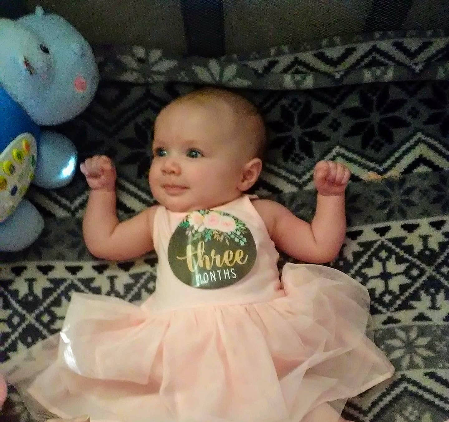 Nia is registered to the contest to win money with this photo: baby, baby_toddler_clothing, child, person, sitting, toddler, world