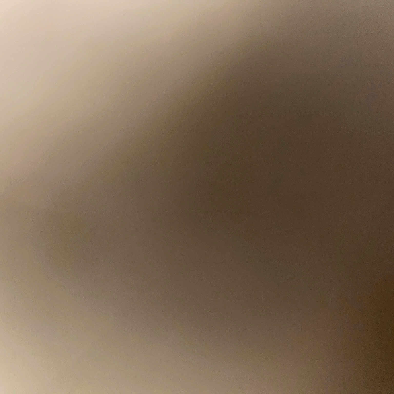 Ramsey participe au concours pour gagner de l'argent avec cette photo : brown, cloud, grey, macro_photography, sky, tints_and_shades