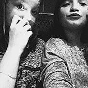 Manon participe au concours pour gagner de l'argent avec cette photo :