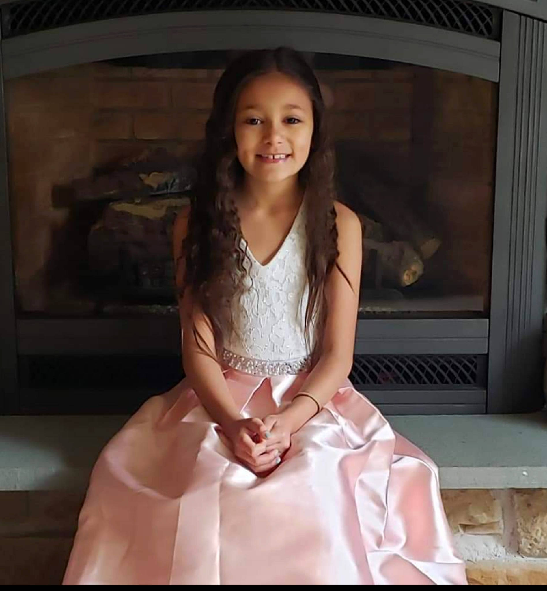 Ciara is registered to the contest to win money with this photo: beauty, child_model, dress, finger, flesh, japanese_idol, joy, leg, long_hair, model, neck, person, photography, sitting, smile