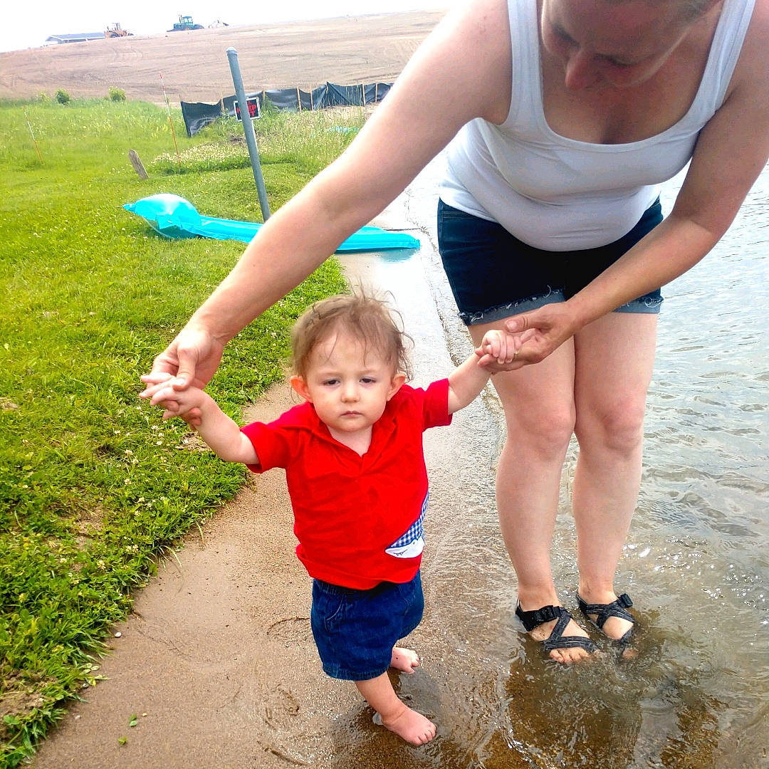 Jax is registered to the contest to win money with this photo: child, family, fun, happy, leisure, person, play, smile, summer, toddler, vacation, water