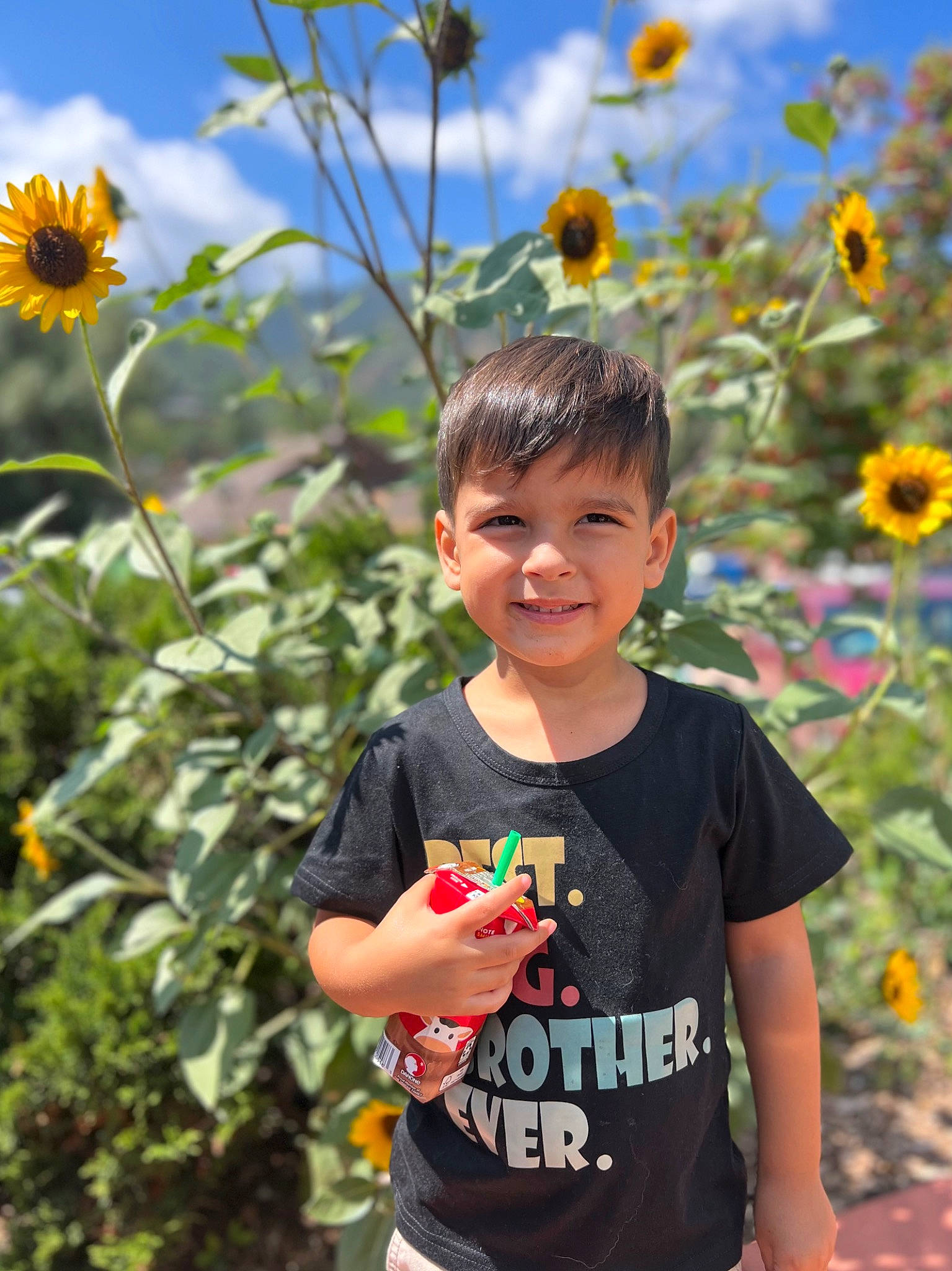 Alexander joined the competition — help win amazing prizes! botany, cloud, flower, grass, happy, joy, leaf, morning, natural_environment, nature, people_in_nature, person, photograph, plant, sky, sleeve, smile, summer, t_shirt, toddler