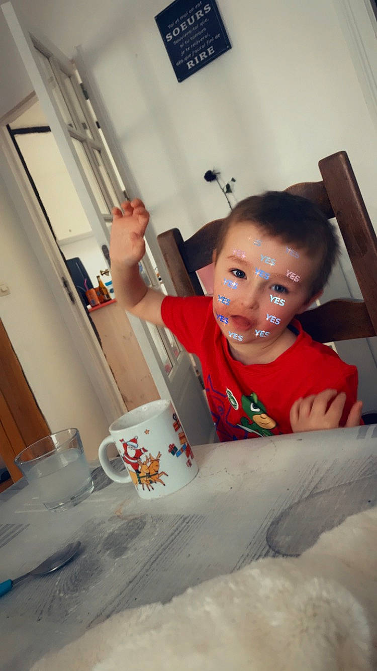 Titoine a rejoint le concours — aidez-le/la à gagner de superbes lots ! child, person, toddler