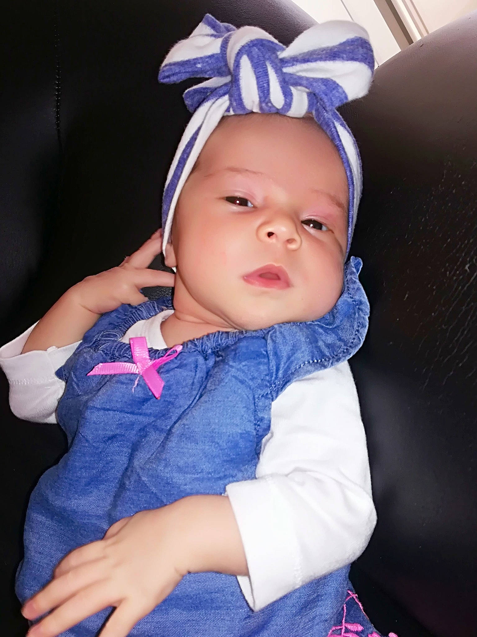 Kelya participe au concours pour gagner de l'argent avec cette photo : beauty, blue, child, ear, girl, hair_accessory, headgear, headwear, infant, iris, person, product, purple, skin, smile, toddler