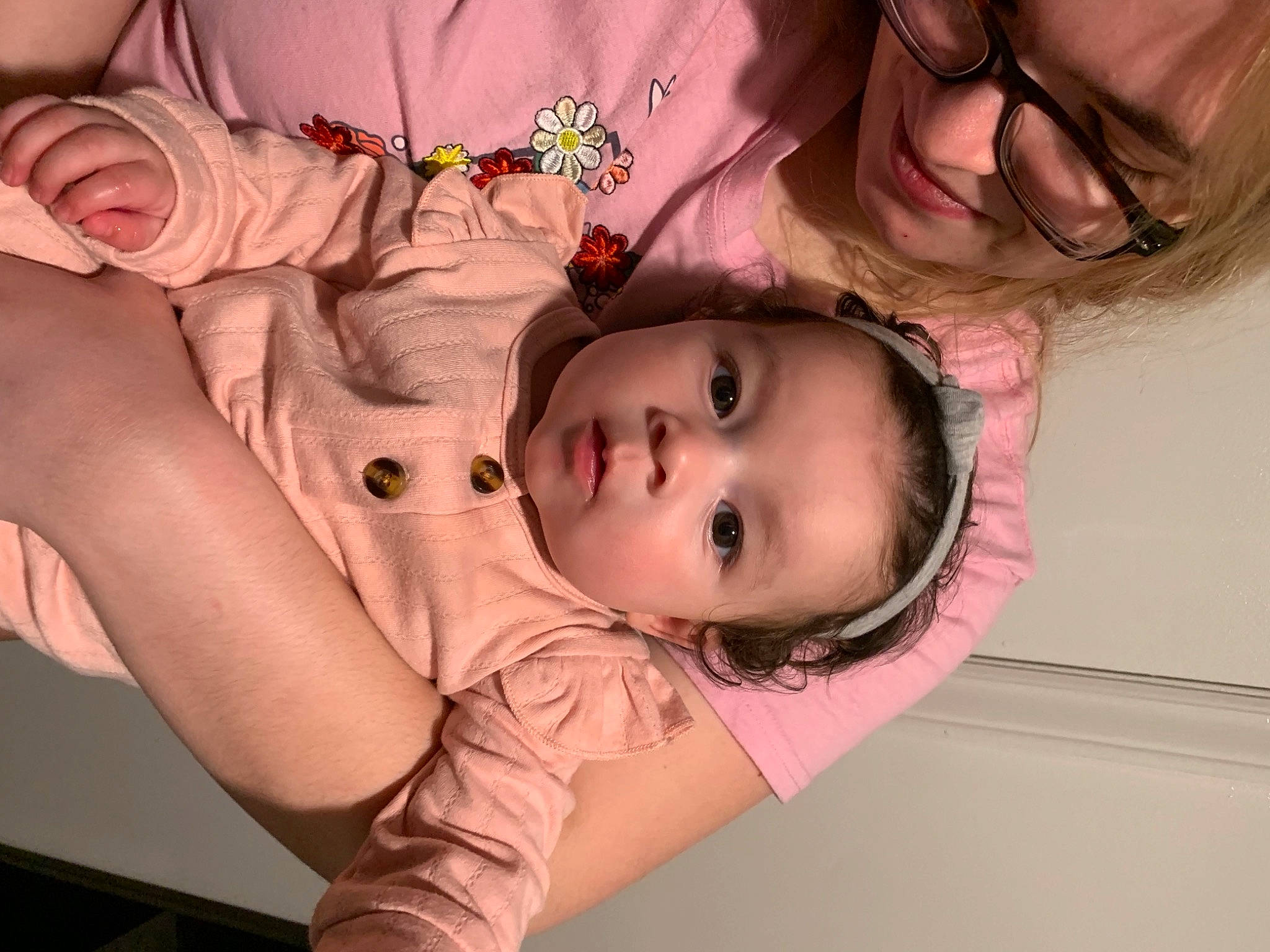 Araceli is registered to the contest to win money with this photo: baby, cheek, chin, ear, eyebrow, eyelash, finger, fun, gesture, happy, human_body, iris, lip, mouth, neck, nose, organ, person, pink, skin