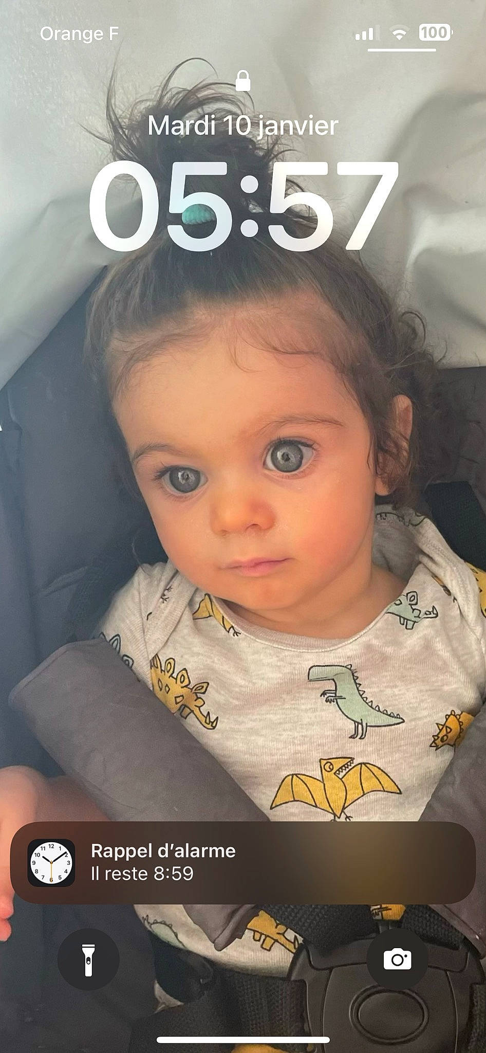 Benjamin participe au concours pour gagner de l'argent avec cette photo : baby, baby_toddler_clothing, beauty, blond, cheek, child, chin, cool, eye, eyebrow, eyelash, facial_expression, flash_photography, forehead, happy, iris, lip, nose, person, skin
