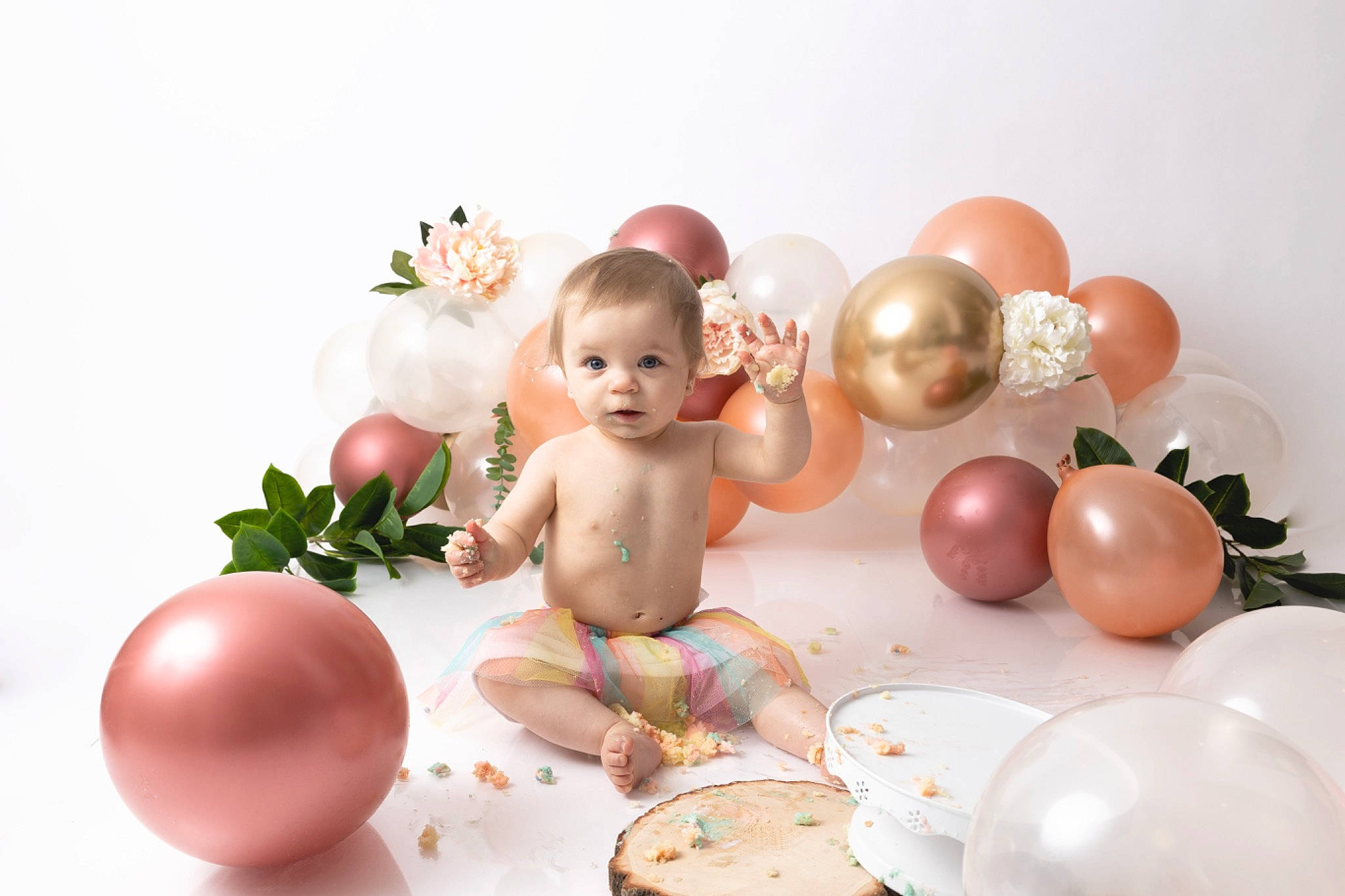 Sarah-jeanne a rejoint le concours — aidez-le/la à gagner de superbes lots ! baby, child, dishware, event, happy, natural_foods, party_supply, person, pink, plate, platter, porcelain, product, room, serveware, still_life_photography, table, tableware, toddler, toy