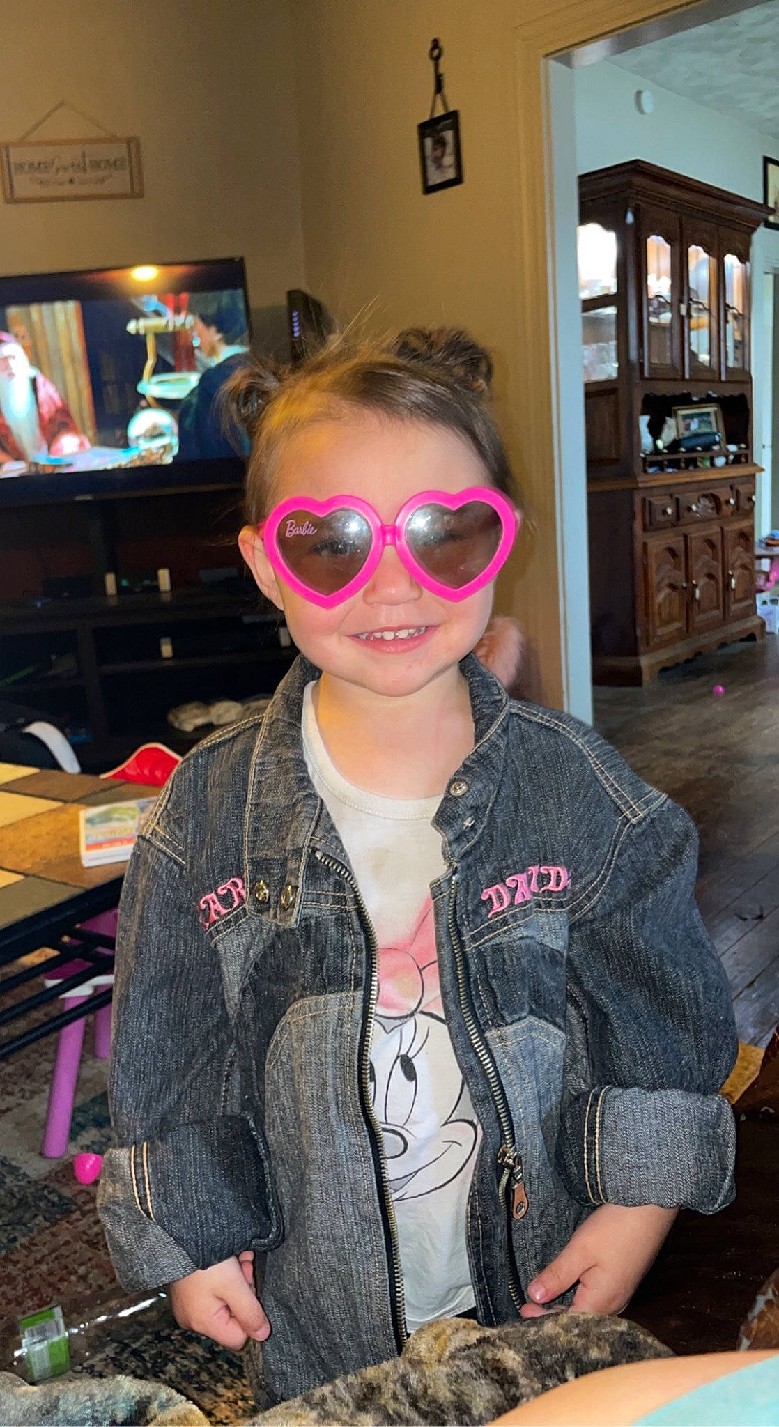 Kehlanii joined the competition — help win amazing prizes! cool, eyewear, fashion, fashion_design, fun, glasses, goggles, happy, jacket, joy, leather_jacket, lip, person, personal_protective_equipment, picture_frame, sleeve, smile, sunglasses, t_shirt, television