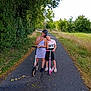 Adixia a rejoint le concours — aidez-le/la à gagner de superbes lots ! child, children, scooter, outdoor, path, nature, trees, greenery, grass, summer, casual_clothing, peace_sign, cap, footwear, road, friends, playful, smile, fun, recreation