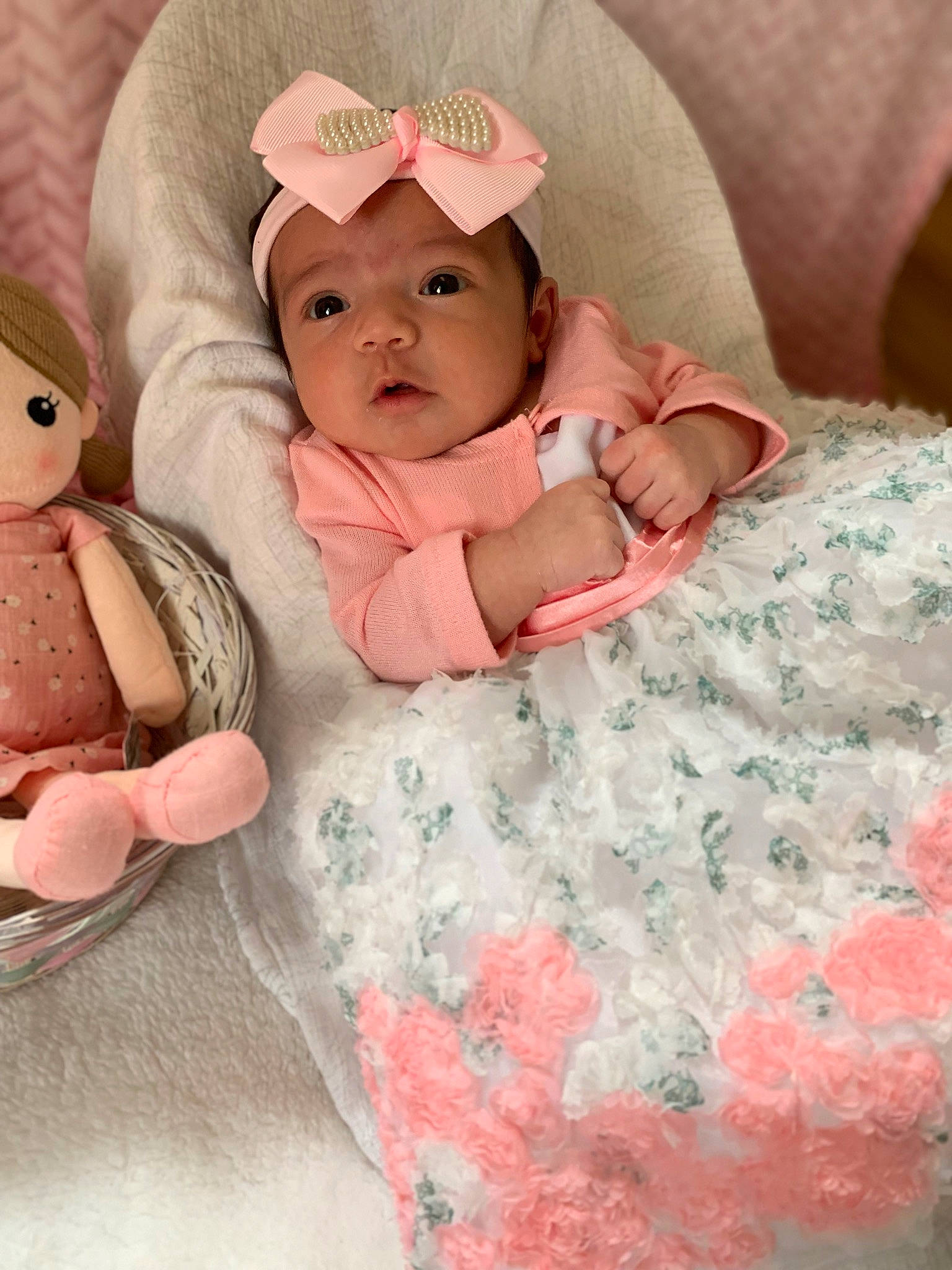 Elisa is registered to the contest to win money with this photo: baby, baby_products, baby_sleeping, baby_toddler_clothing, bedding, cheek, child, comfort, hand, happy, headwear, linens, mouth, nail, pattern, person, pink, skin, sleeve, textile