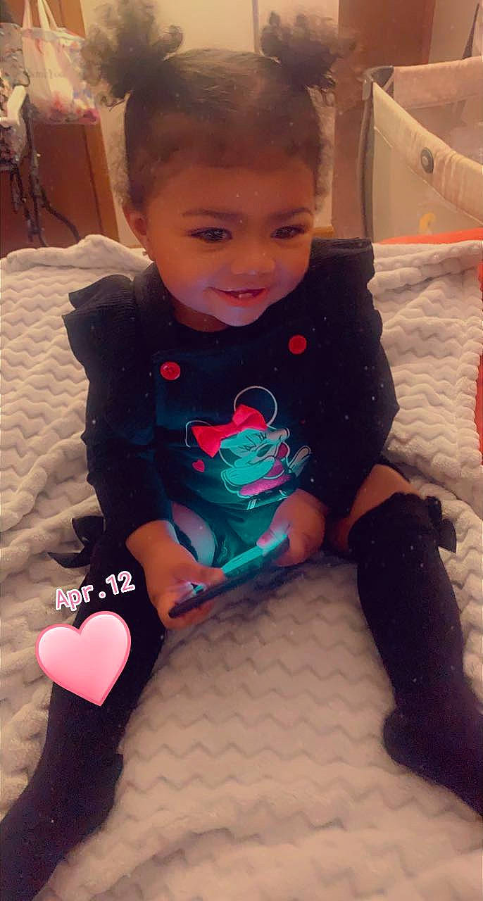 Soul joined the competition — help win amazing prizes! baby_toddler_clothing, black, cool, eye, finger, hairstyle, hand, happy, head, human_body, iris, joint, leg, mouth, organ, person, pink, skin, sleeve, smile