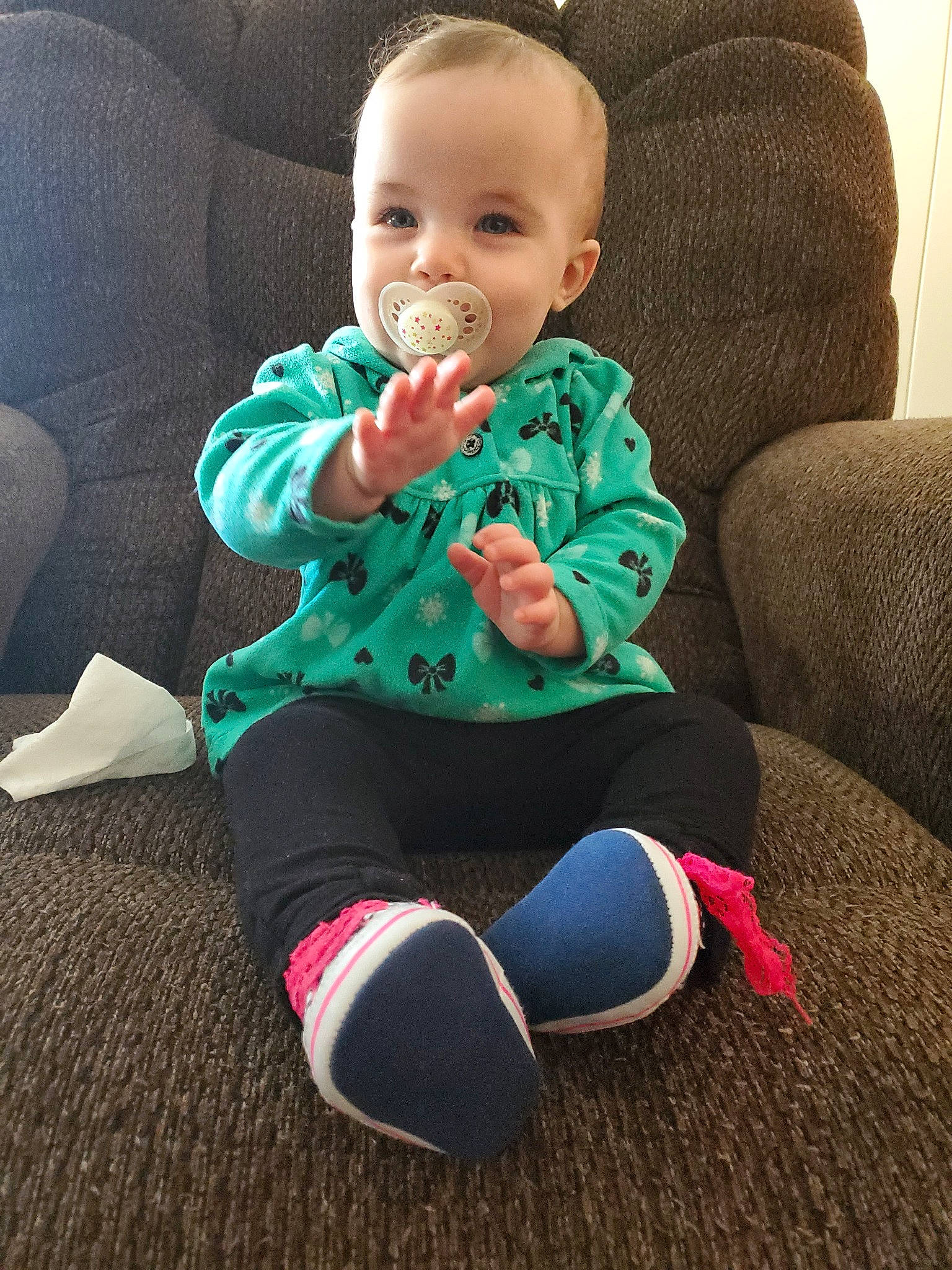 Katarina is registered to the contest to win money with this photo: baby, cheek, child, cool, face, head, joy, leg, person, pink, play, sitting, skin, sleeve, toddler, vacation