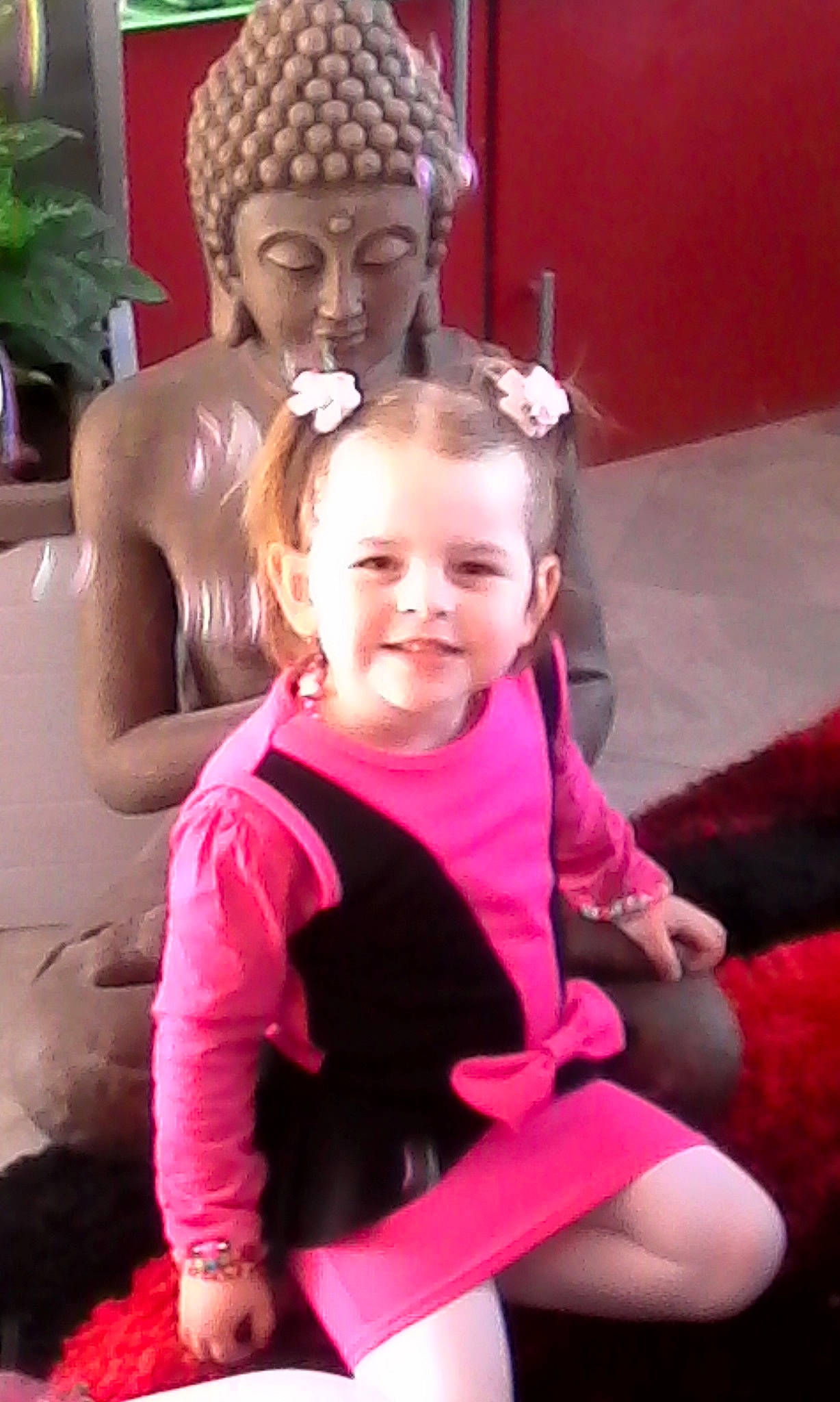 Alize a rejoint le concours — aidez-le/la à gagner de superbes lots ! abdomen, child, daughter, day, fun, girl, happiness, headgear, human_body, infant, joy, leg, magenta, organ, person, pink, product, skin, smile, textile