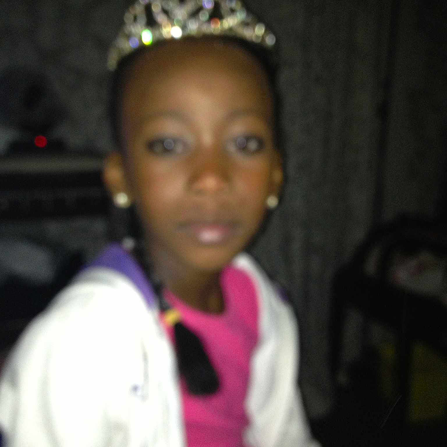 Kadiatou participe au concours pour gagner de l'argent avec cette photo :