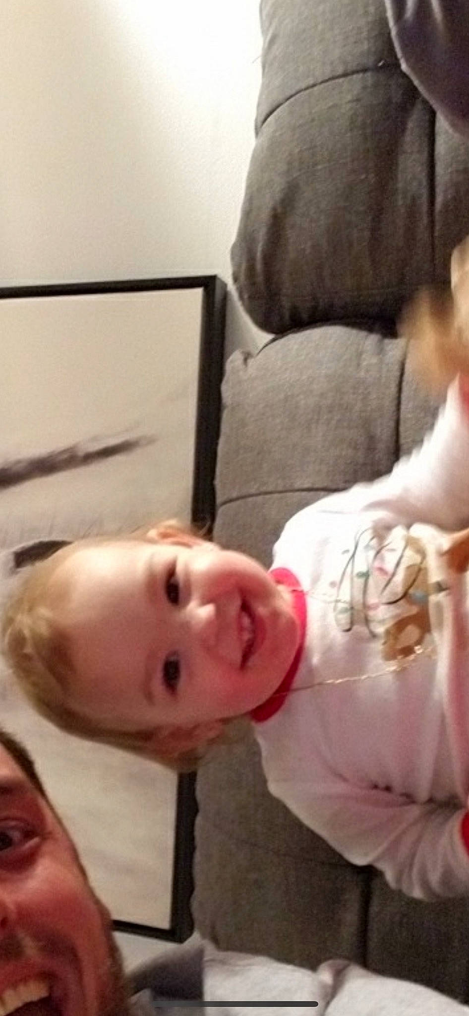 Ava-rose a rejoint le concours — aidez-le/la à gagner de superbes lots ! baby, baby_toddler_clothing, cheek, child, chin, comfort, ear, eyebrow, eyelash, facial_expression, fun, happy, joy, mammal, mouth, nose, person, room, skin, smile