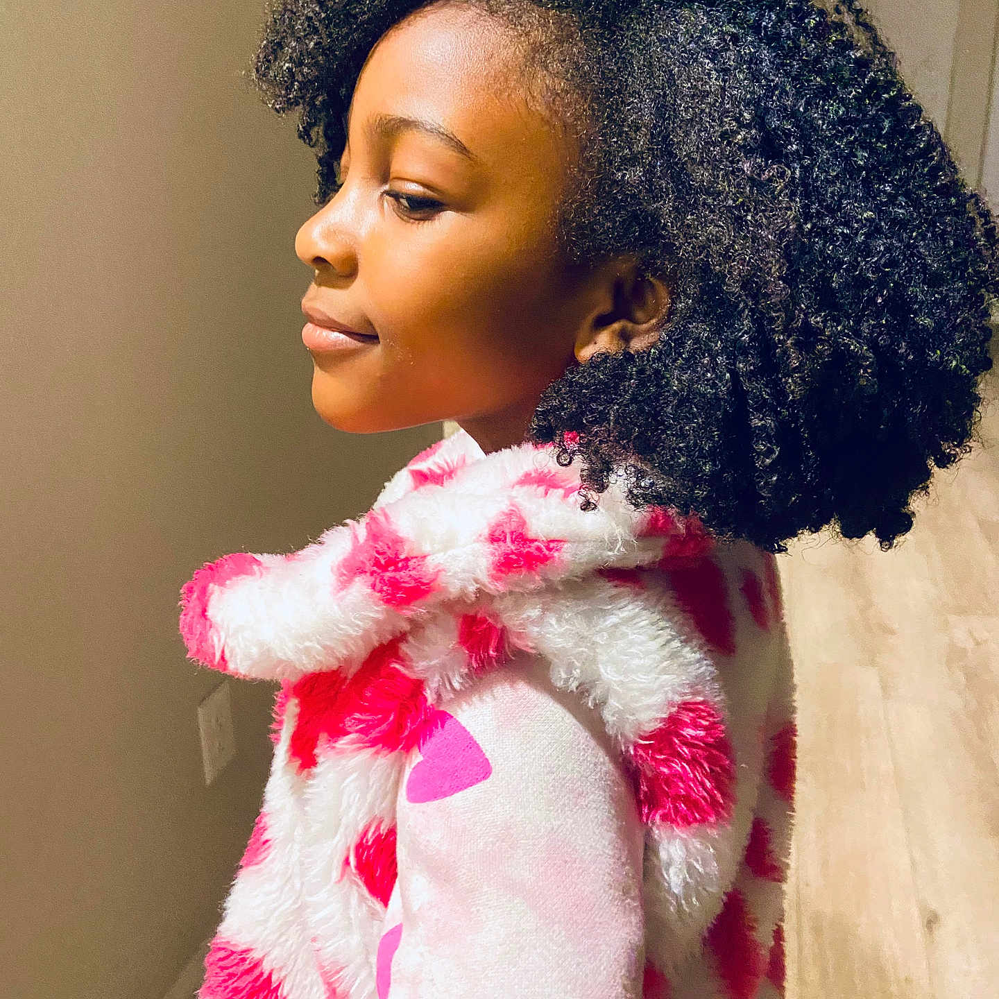 Aurielle is registered to the contest to win money with this photo: blackhair, bodypart, child, clothing, dimples, face, fashion, female, fur, girl, hair, haircut, hairdresser, happy, head, neck, person, photography, portrait, skin