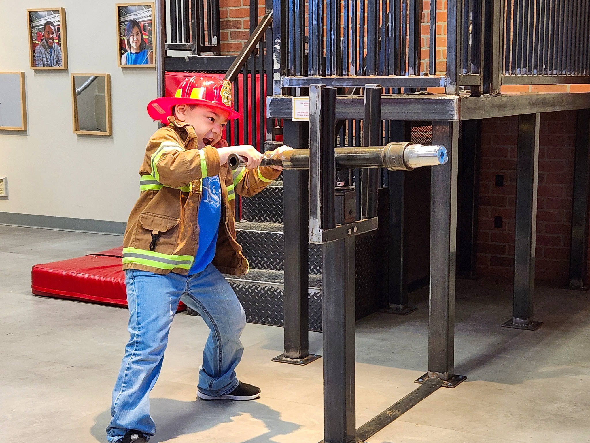 Dante joined the competition — help win amazing prizes! backpack, bag, denim, fence, handrail, hat, headwear, leisure, luggage_and_bags, metal, pedestrian, person, picture_frame, recreation, street, street_performance, sun_hat, travel