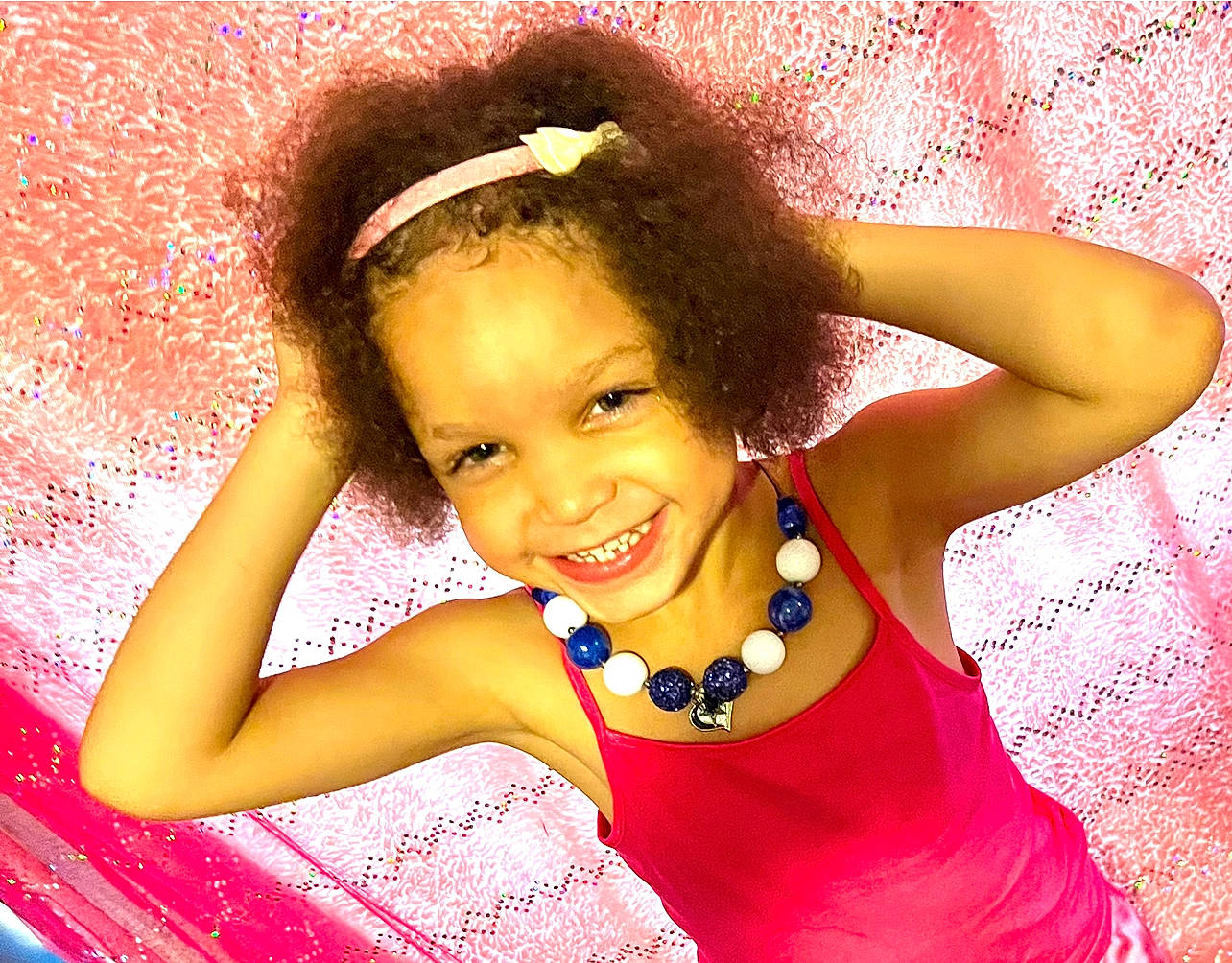 Remedy joined the competition — help win amazing prizes! beauty, black_hair, cool, finger, flash_photography, fun, gesture, hairstyle, happy, human, jewellery, joy, leisure, lip, magenta, people_in_nature, person, pink, skin, smile