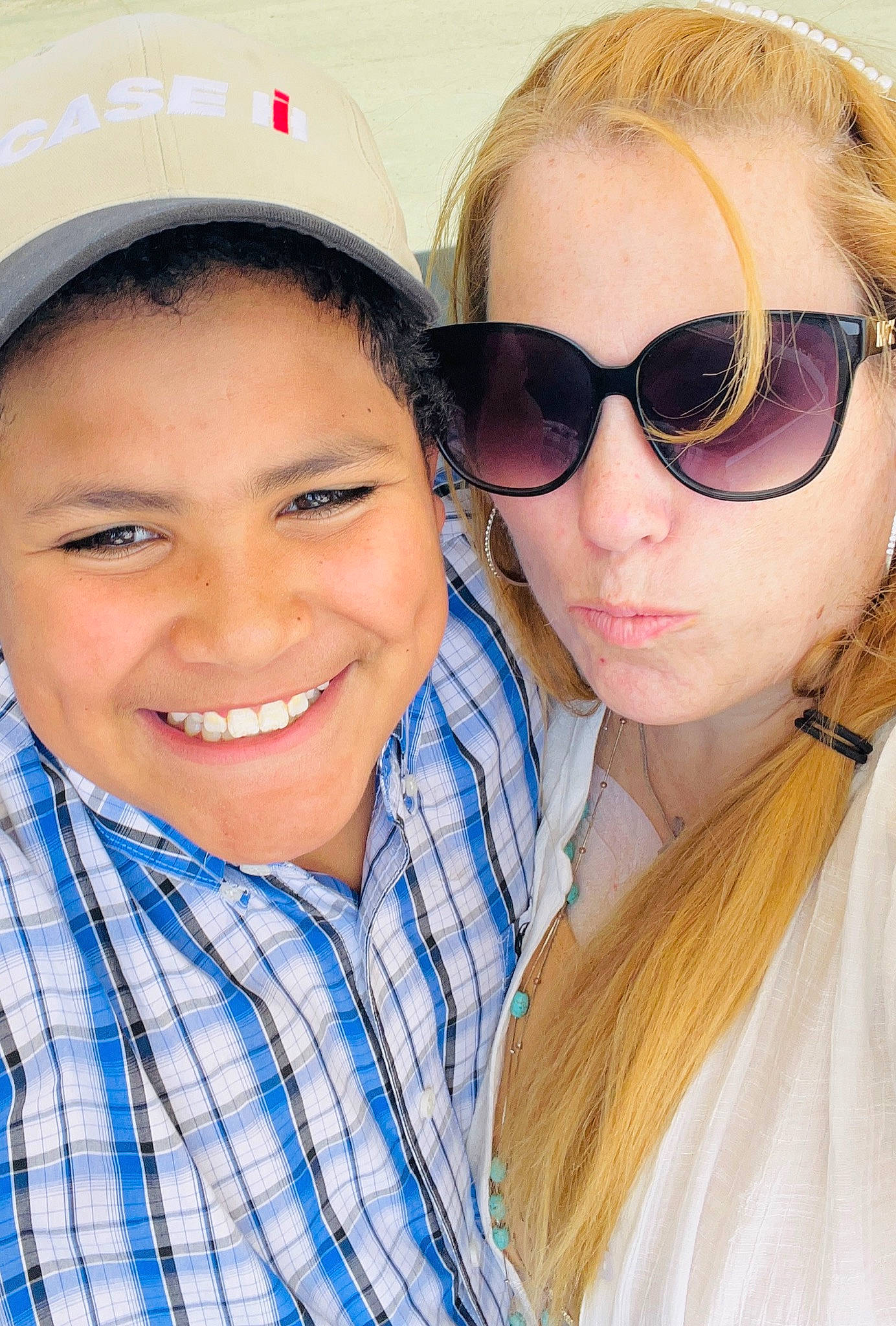 Case is registered to the contest to win money with this photo: chin, cool, eye_glass_accessory, eyebrow, eyewear, face, facial_expression, fun, gesture, glasses, goggles, happy, human, joy, lip, mouth, organ, person, skin, smile