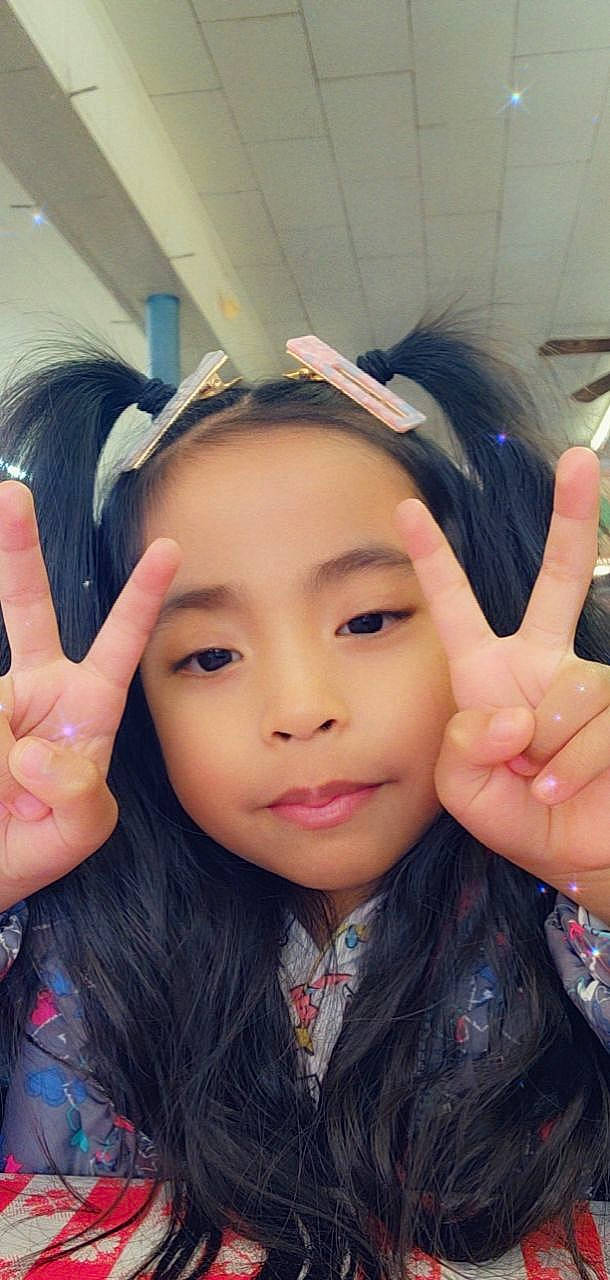 Malina is registered to the contest to win money with this photo: bangs, black_hair, cheek, ear, eyebrow, eyelash, finger, forehead, gesture, hand, happy, jaw, lip, mouth, nail, neck, nose, person, skin, sleeve