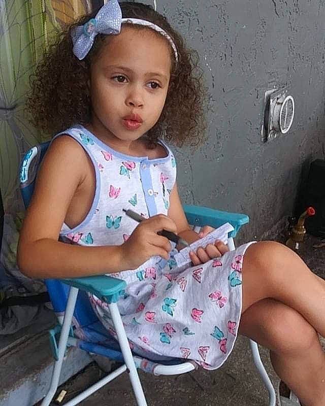 Alexandria joined the competition — help win amazing prizes! baby_toddler_clothing, child, eye, eyelash, facial_expression, hair, hairstyle, happy, head, headwear, human_body, joint, organ, people, person, photograph, pink, skin, summer, thigh