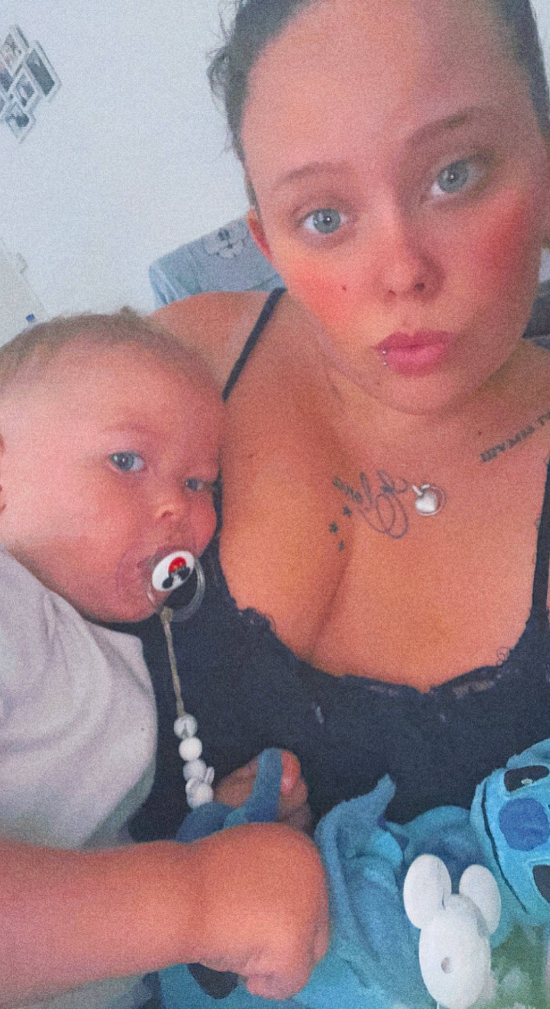 Timaël a rejoint le concours — aidez-le/la à gagner de superbes lots ! arm, blue, cheek, chin, eye, eyebrow, eyelash, face, forehead, hairstyle, head, lip, mouth, muscle, neck, nose, organ, person, product, shoulder