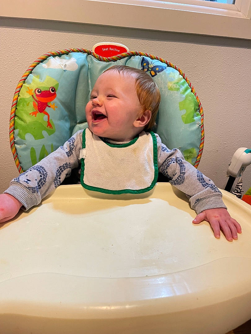 Hunter joined the competition — help win amazing prizes! baby, baby_laughing, baby_products, baby_safety, baby_toddler_clothing, child, circle, comfort, fun, happy, head, leisure, person, play, product, recreation, sitting, sleeve, smile, t_shirt