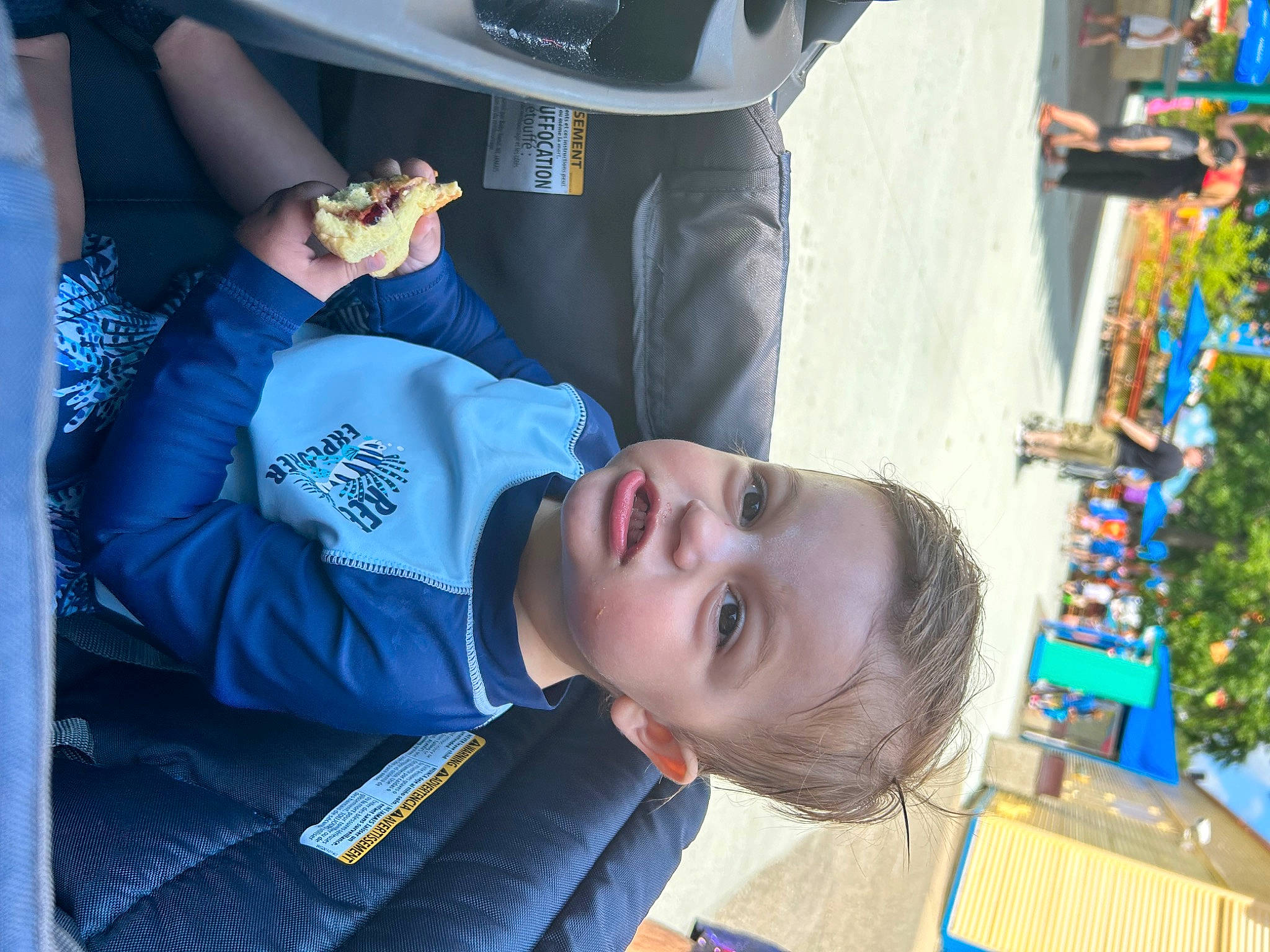 Luchiano is registered to the contest to win money with this photo: child, electric_blue, eyewear, fun, hat, leisure, person, personal_protective_equipment, recreation, sunglasses, t_shirt, toddler, tree, vacation, yellow