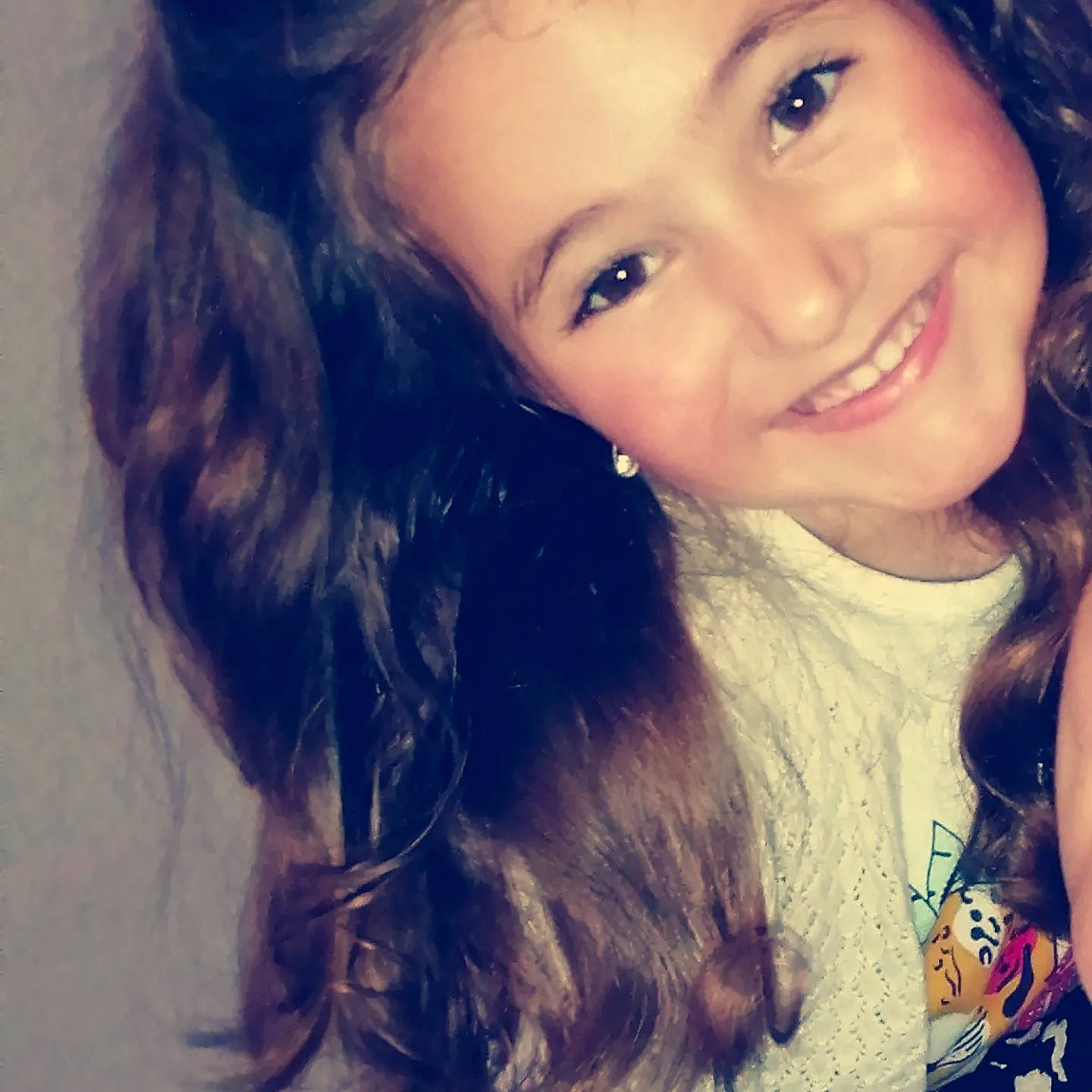 Mélyane a rejoint le concours — aidez-le/la à gagner de superbes lots ! cheek, chin, eye, eyebrow, eyelash, face, forehead, hair, hairstyle, happy, iris, jaw, joy, lip, mouth, neck, nose, organ, person, skin