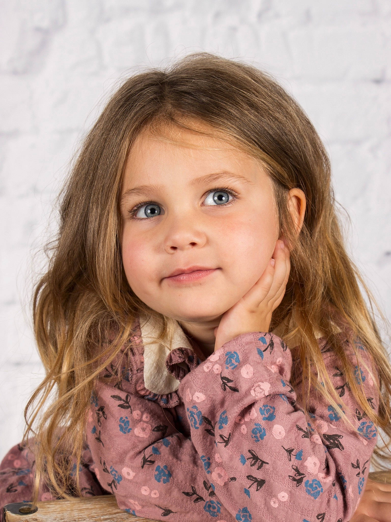 Lennon is registered to the contest to win money with this photo: blond, cheek, child, eyebrow, eyelash, face, flash_photography, fun, happy, head, iris, joy, lip, long_hair, nose, outerwear, person, skin, sleeve, smile