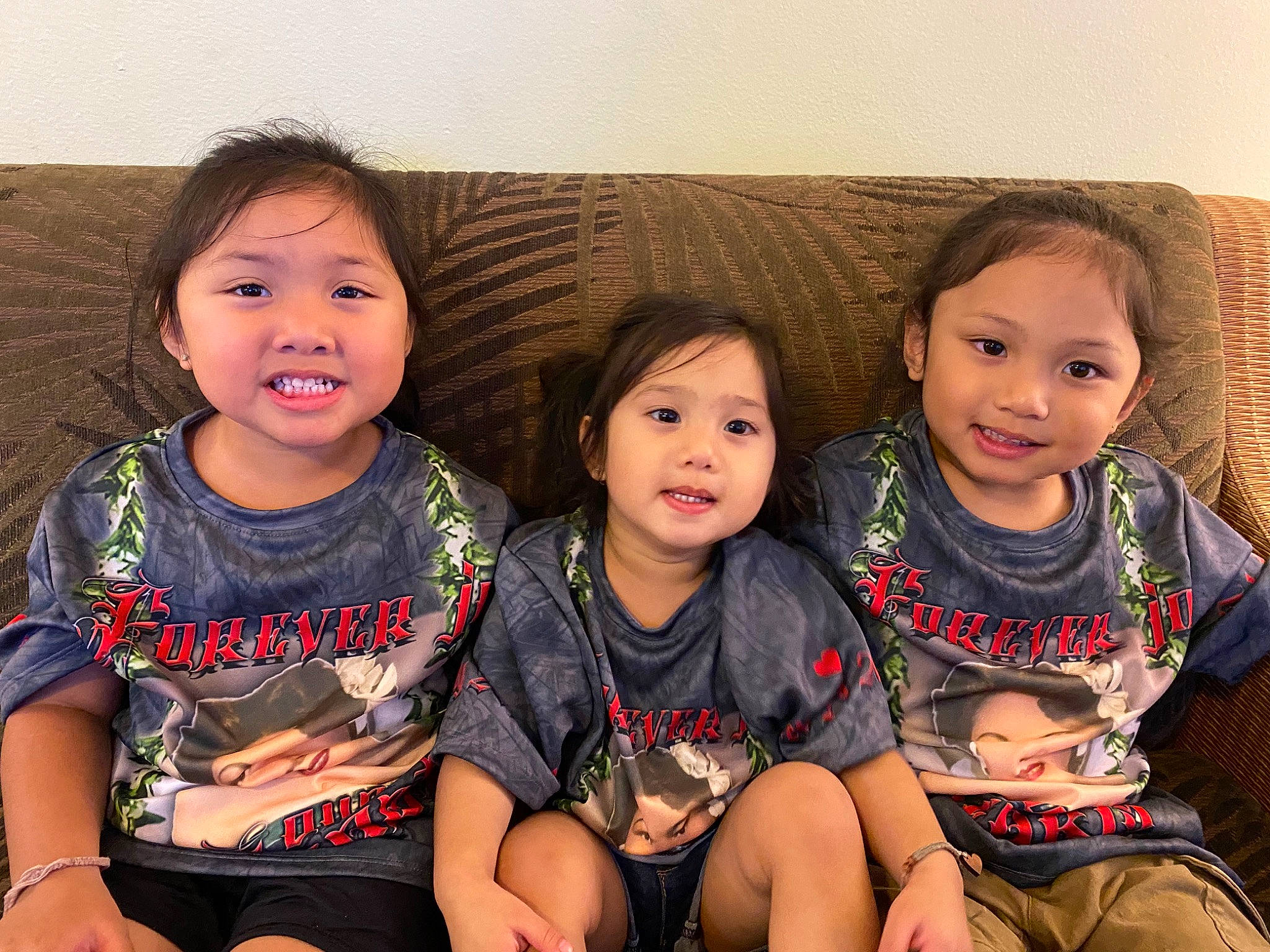 Anela Leialoha is registered to the contest to win money with this photo: cheek, chin, event, eye, facial_expression, finger, fun, happy, human, iris, joy, leg, neck, nose, person, sharing, skin, smile, standing, t_shirt