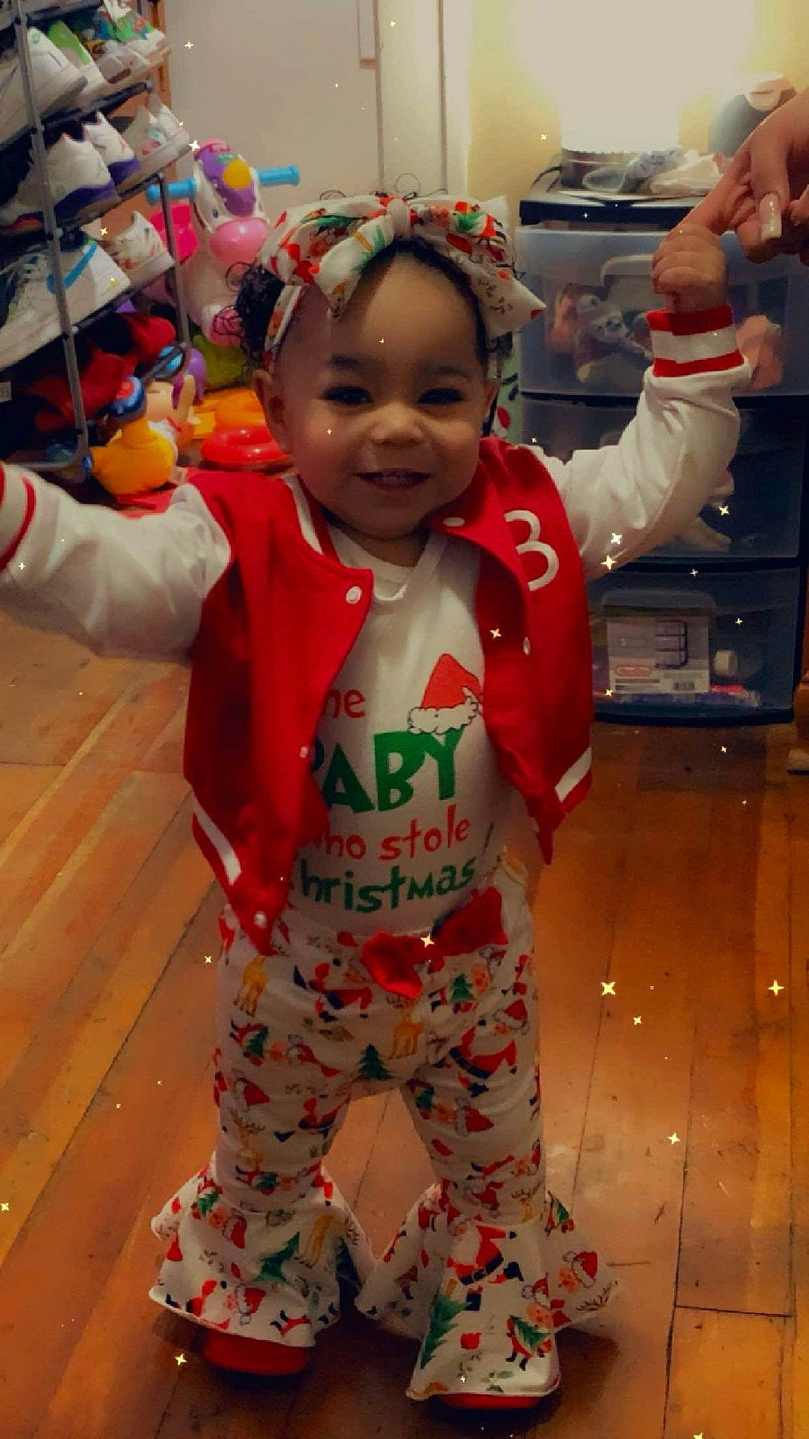 Khamila Romero is registered to the contest to win money with this photo: baby, baby_toddler_clothing, cheek, child, costume, event, flooring, fun, happy, head, joy, nightwear, pajamas, person, play, room, skin, sleeve, smile, thumb