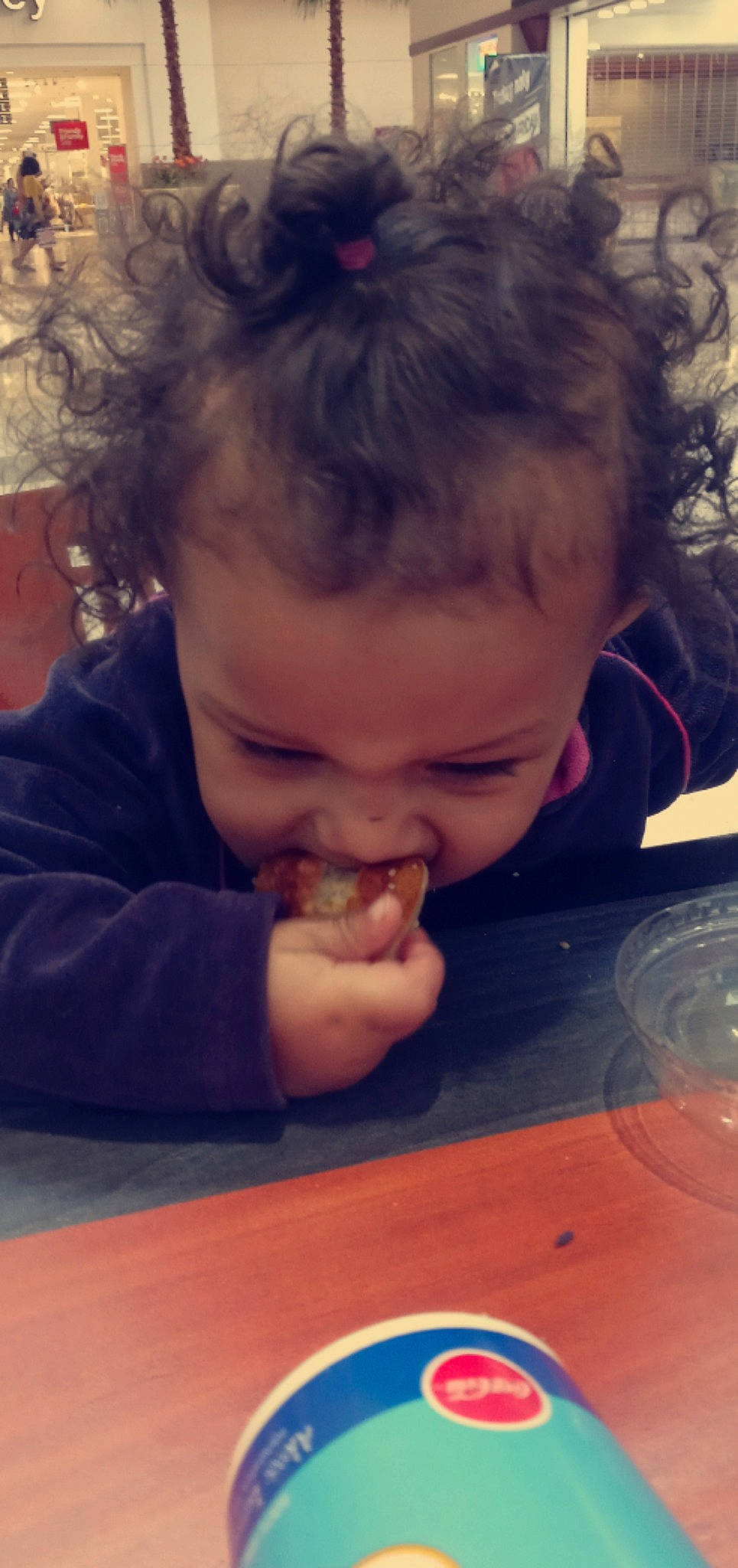 Aviana is registered to the contest to win money with this photo: chair, cheek, child, cool, ear, face, facial_expression, finger, forehead, fun, hairstyle, hand, happy, iris, mouth, nose, people, person, sharing, skin