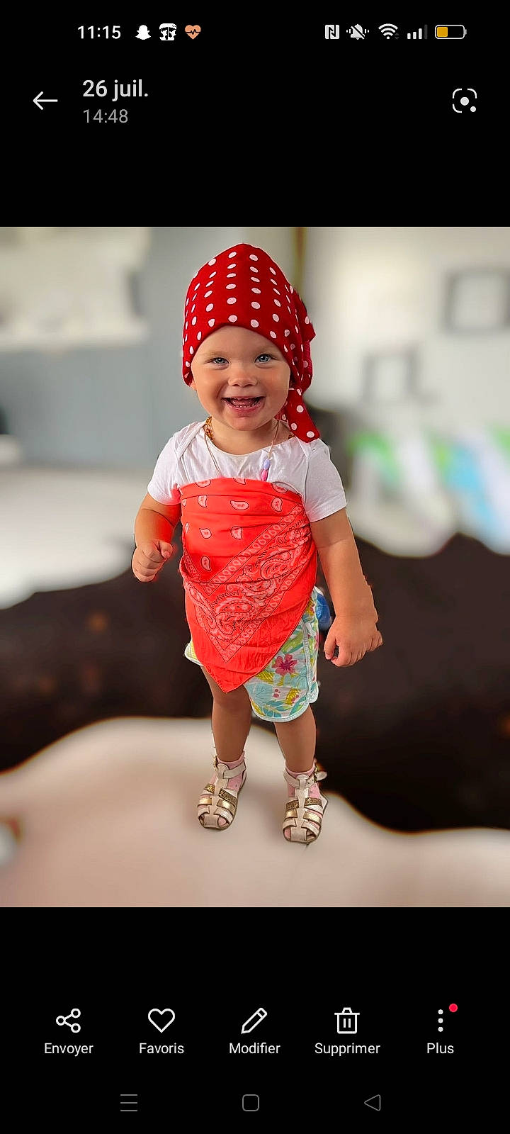 Romane participe au concours pour gagner de l'argent avec cette photo : baby, baby_toddler_clothing, beanie, cap, child, clothing, eye, face, fashion_accessory, flash_photography, fun, happy, hat, headgear, headwear, human_body, joy, pattern, person, shorts