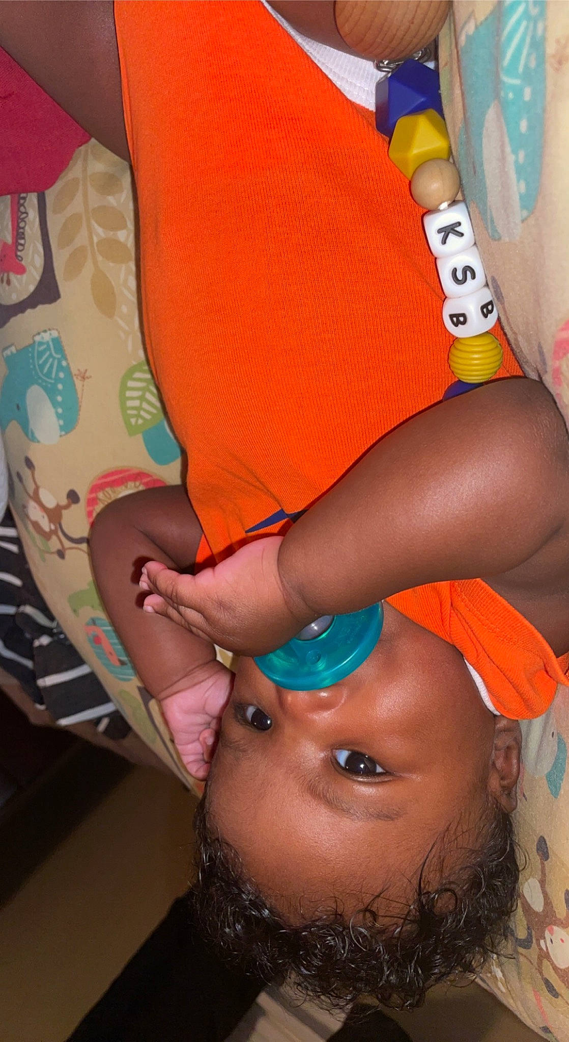 Kaisen is registered to the contest to win money with this photo: abdomen, arm, black_hair, chest, elbow, eyelash, finger, hand, headgear, human_body, joint, knee, leg, mouth, nail, neck, orange, person, skin, thigh