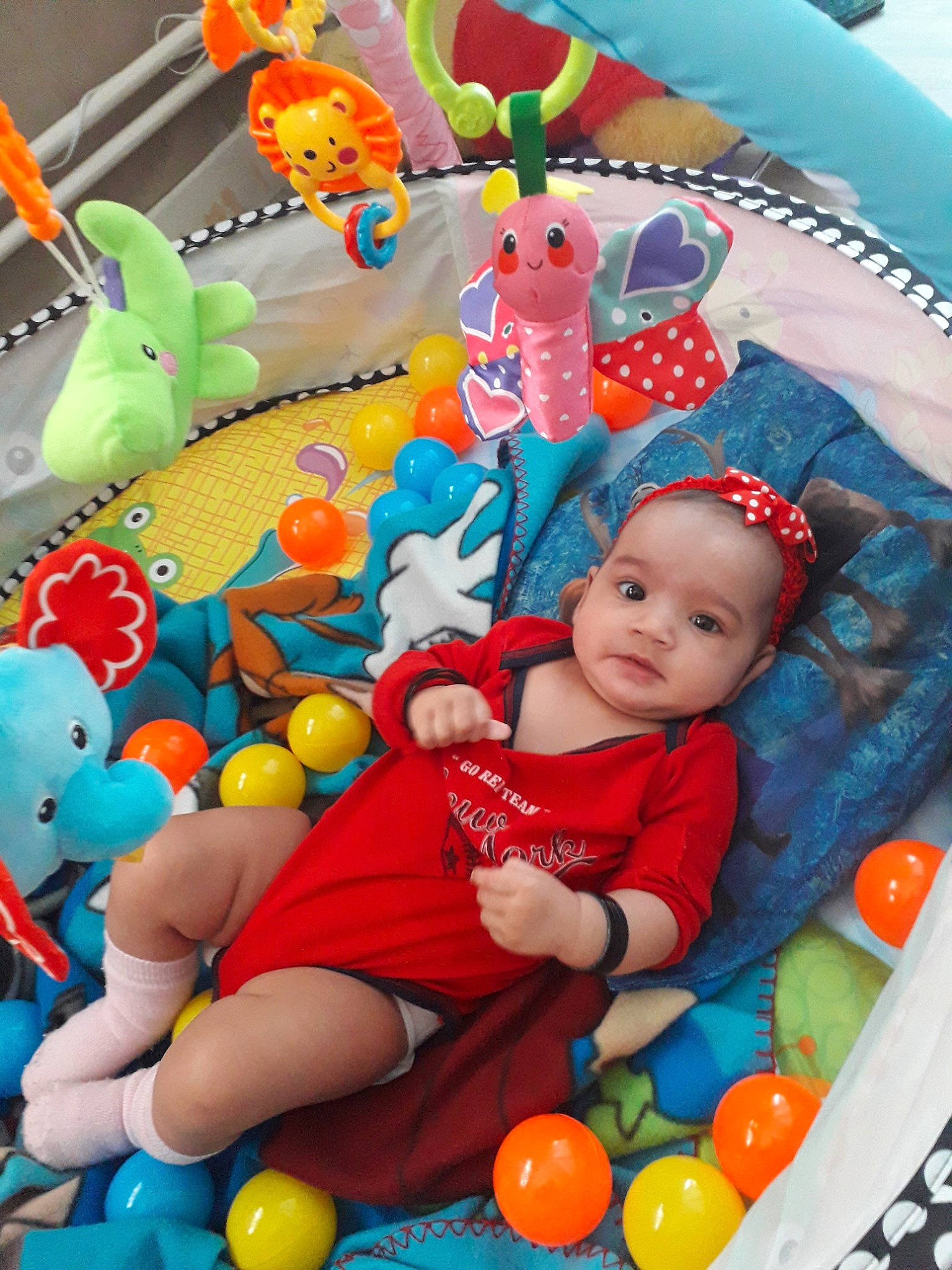 Cecilia a rejoint le concours — aidez-le/la à gagner de superbes lots ! baby, baby_playing_with_toys, baby_products, baby_toys, child, person, play, product, toddler, toy