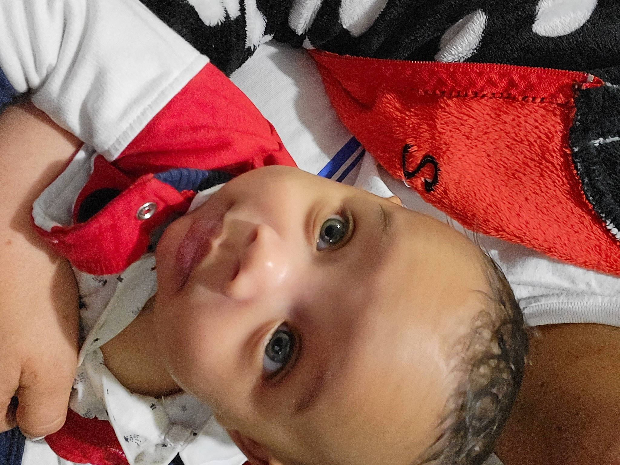 Keindrix Felix participe au concours pour gagner de l'argent avec cette photo : beauty, cheek, chest, child, close_up, eyelash, happy, headgear, human, lip, mouth, muscle, neck, nose, organ, person, plant, skin, sleeve, toddler