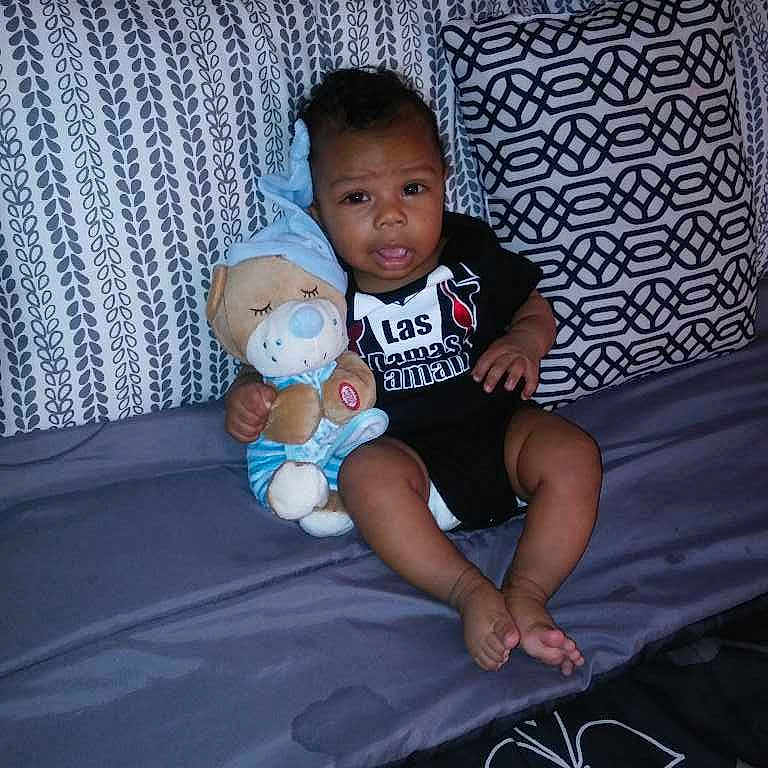 Rakeem is registered to the contest to win money with this photo: