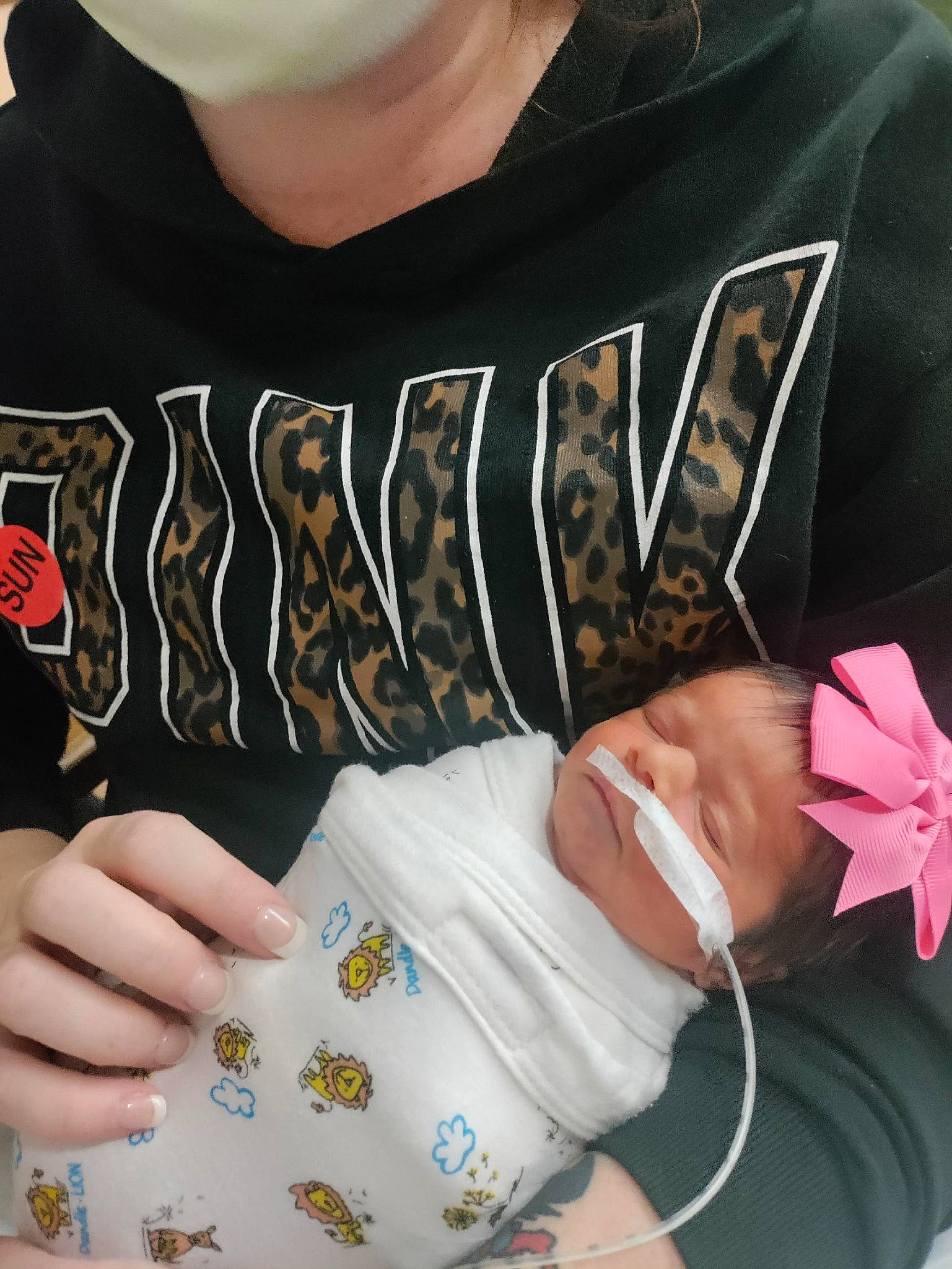 Rylin joined the competition — help win amazing prizes! child, comfort_food, cool, elbow, eyewear, finger, flesh, font, fun, gesture, hand, happy, mouth, nail, pattern, person, sleeve, sunglasses, t_shirt, toddler