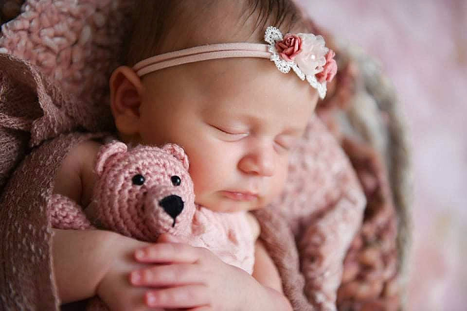 Jillian is registered to the contest to win money with this photo: baby, baby_toddler_clothing, cap, comfort, ear, eye, eyelash, face, glasses, hand, happy, head, headwear, human_body, iris, lip, mammal, organ, person, product