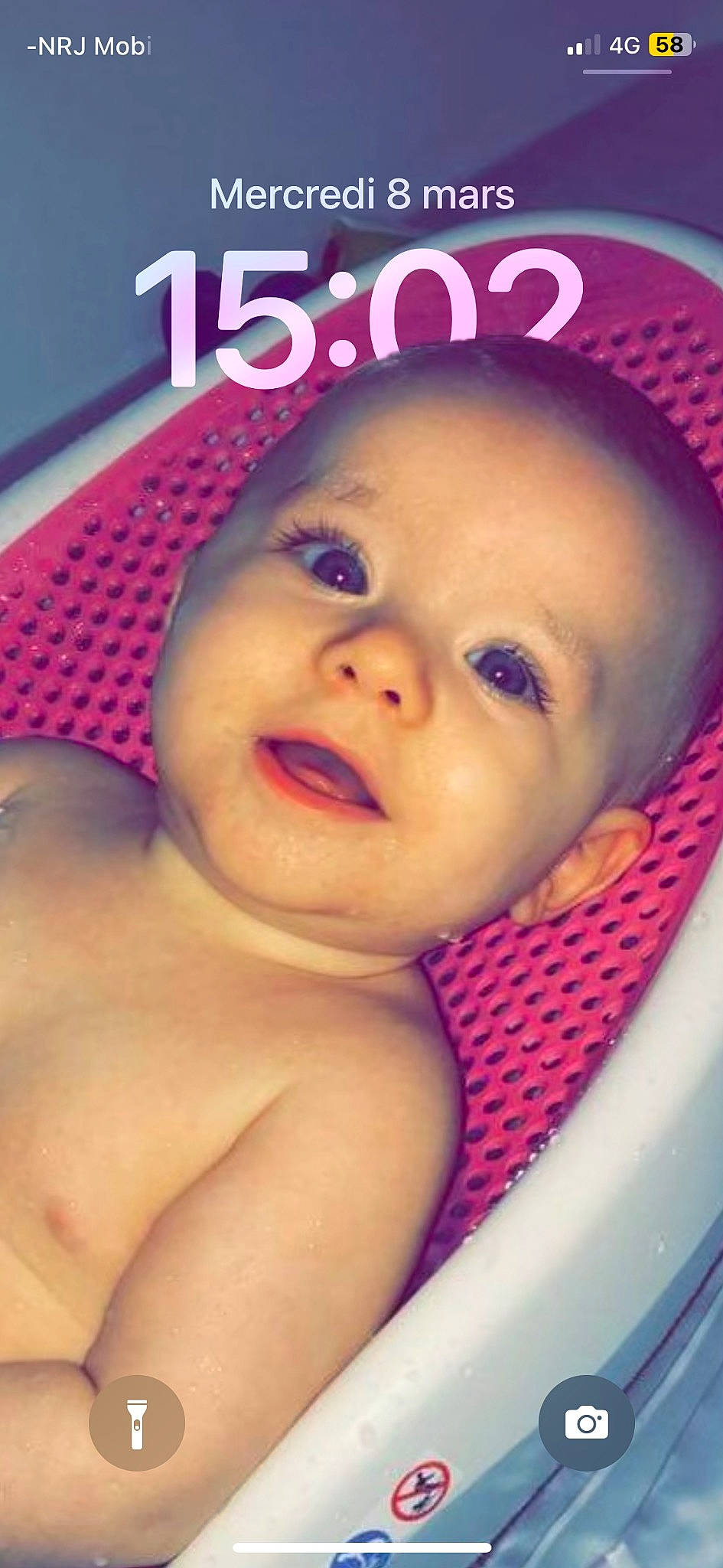 Tiendzo a rejoint le concours — aidez-le/la à gagner de superbes lots ! baby, cheek, chin, eye, eyebrow, eyelash, face, facial_expression, forehead, happy, human_body, iris, jaw, lip, mouth, nose, organ, person, pink, skin