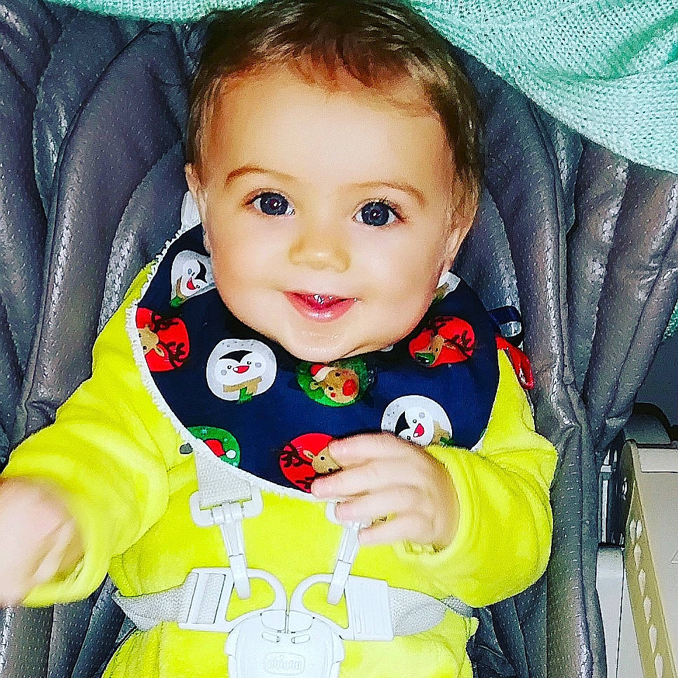 Keyden participe au concours pour gagner de l'argent avec cette photo : baby_products, beauty, boy, cheek, child, cool, day, eye, face, girl, head, infant, mouth, nose, person, product, skin, smile, textile, toddler