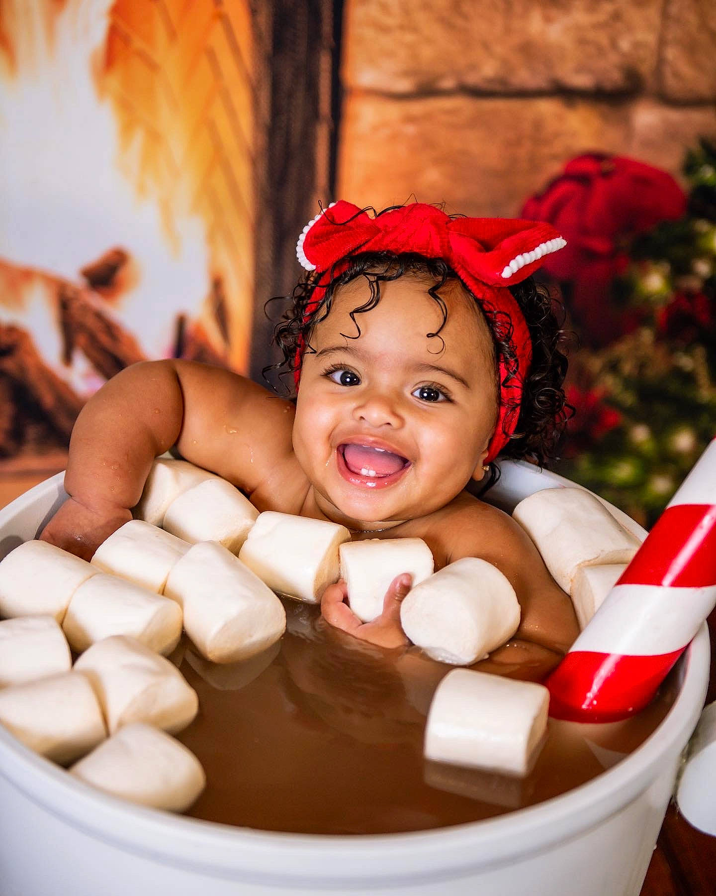 Maelynn is registered to the contest to win money with this photo: baby, baby_products, bathing, carmine, child, comfort_food, cuisine, dessert, event, fictional_character, fun, happy, headwear, holiday, icing, joy, laugh, ornament, person, smile