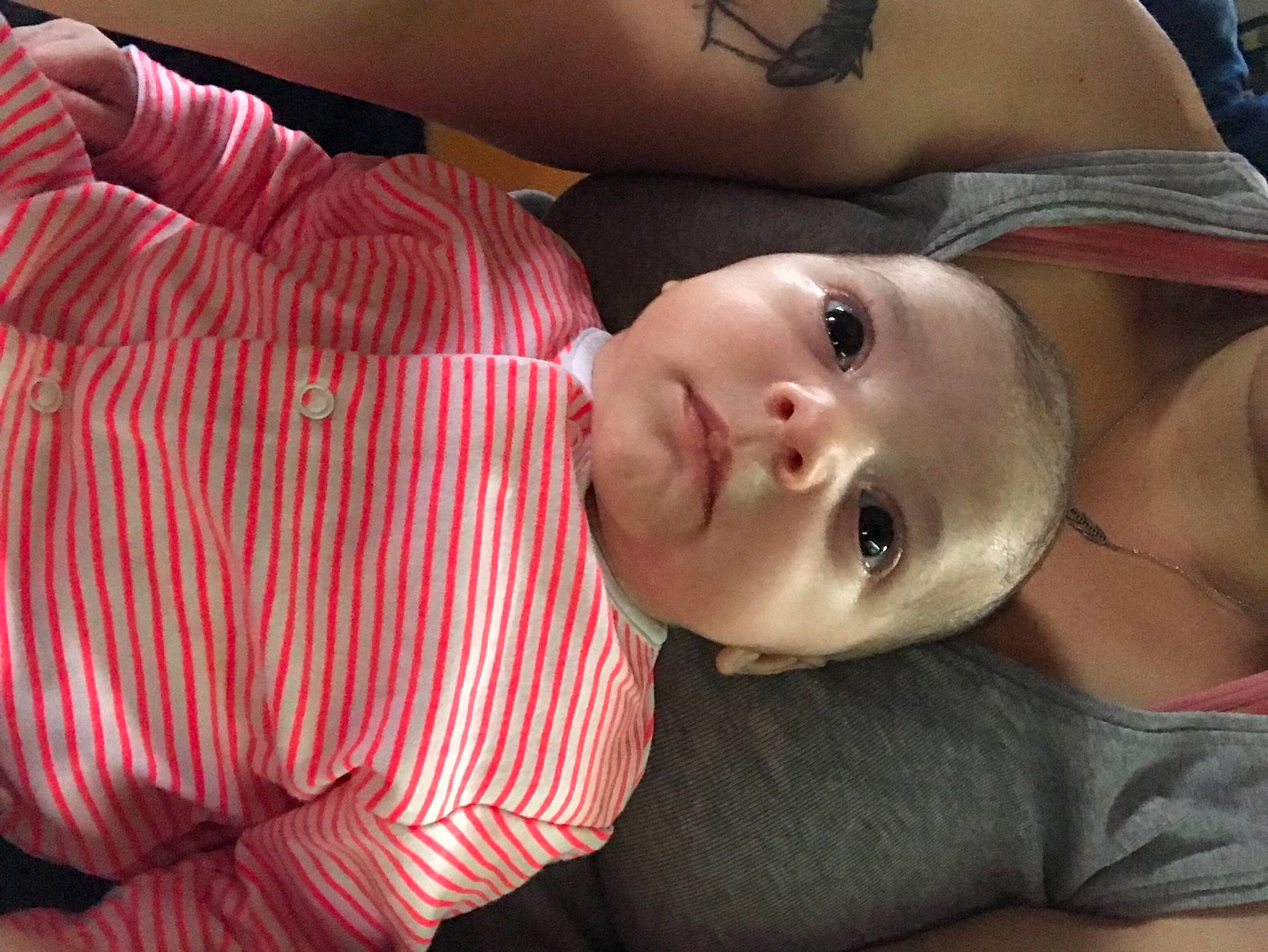 Amy a rejoint le concours — aidez-le/la à gagner de superbes lots ! baby, baby_toddler_clothing, cheek, chest, child, comfort, eyelash, fun, happy, hat, iris, lip, mouth, nose, pattern, person, skin, sun_hat, textile, toddler