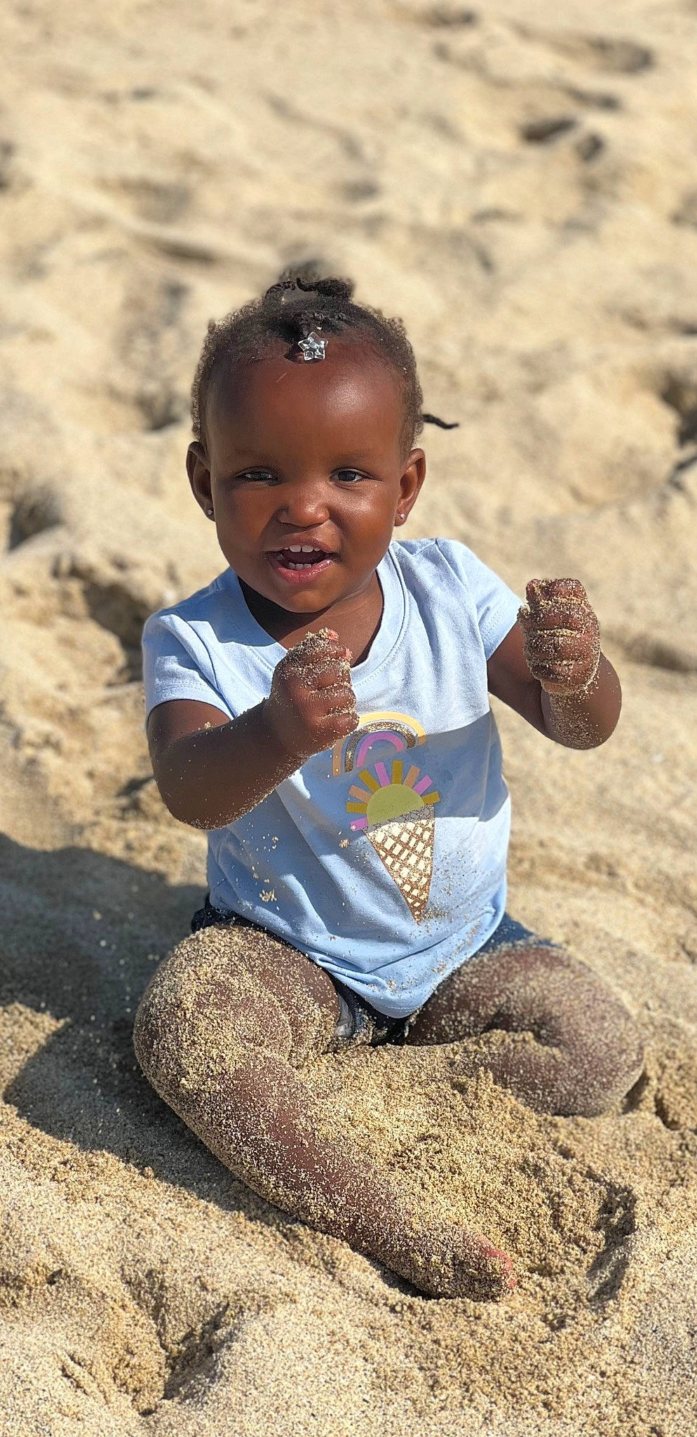 Majesty joined the competition — help win amazing prizes! adaptation, baby, child, clothing, face, facial_expression, flash_photography, fun, grass, hairstyle, happy, head, landscape, people_in_nature, person, rock, sitting, soil, t_shirt, toddler