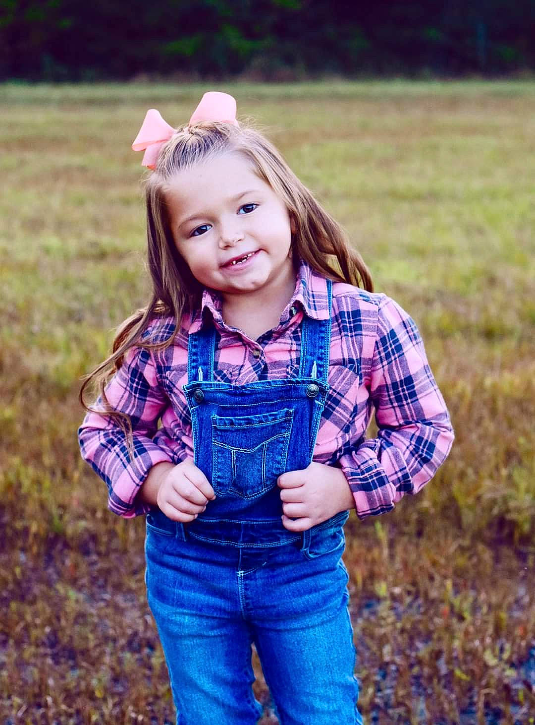 Justice joined the competition — help win amazing prizes! denim, eye, face, facial_expression, flash_photography, grass, grassland, hairstyle, happy, head, iris, jeans, joy, people_in_nature, person, plaid, plant, smile, standing, sunlight