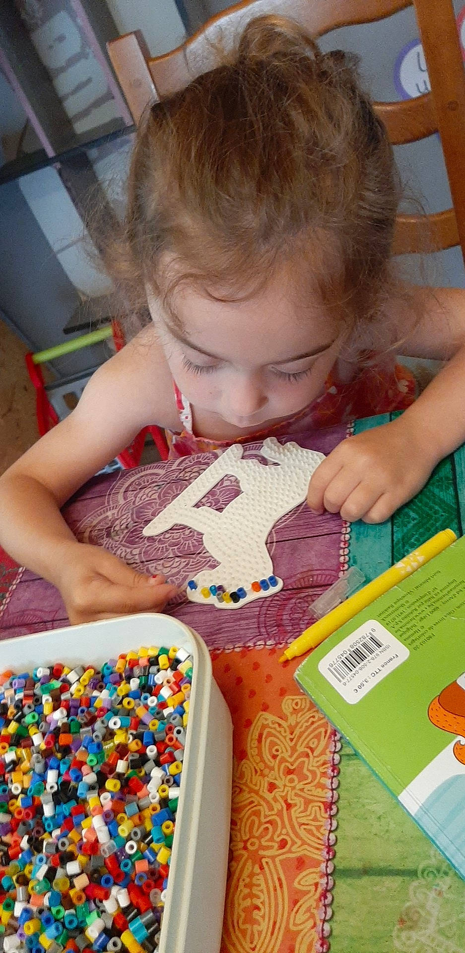 Vénicia participe au concours pour gagner de l'argent avec cette photo : child, learning, person, play, puzzle, toddler, toy